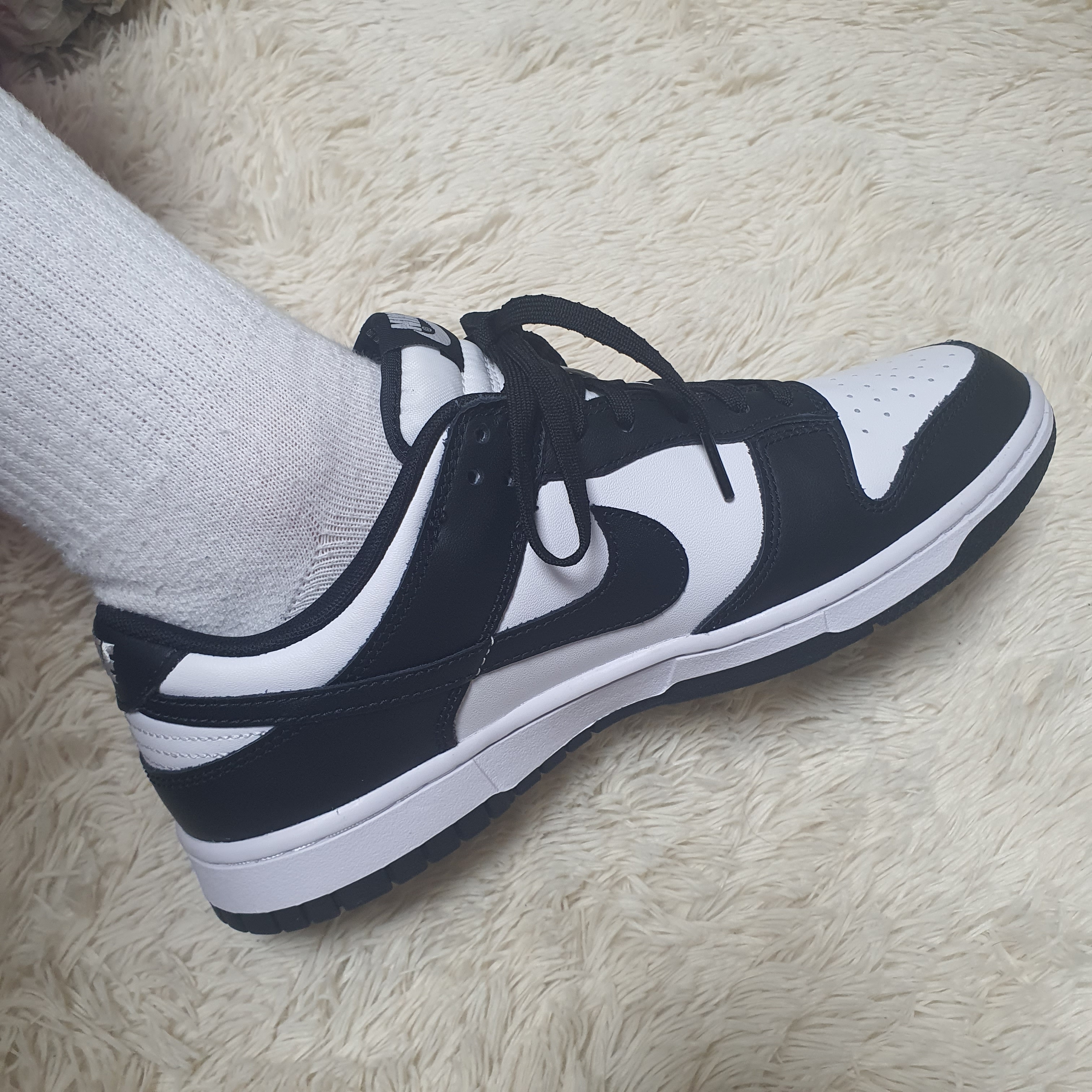 Nike Dunk Low Retro Black 착용 스타일