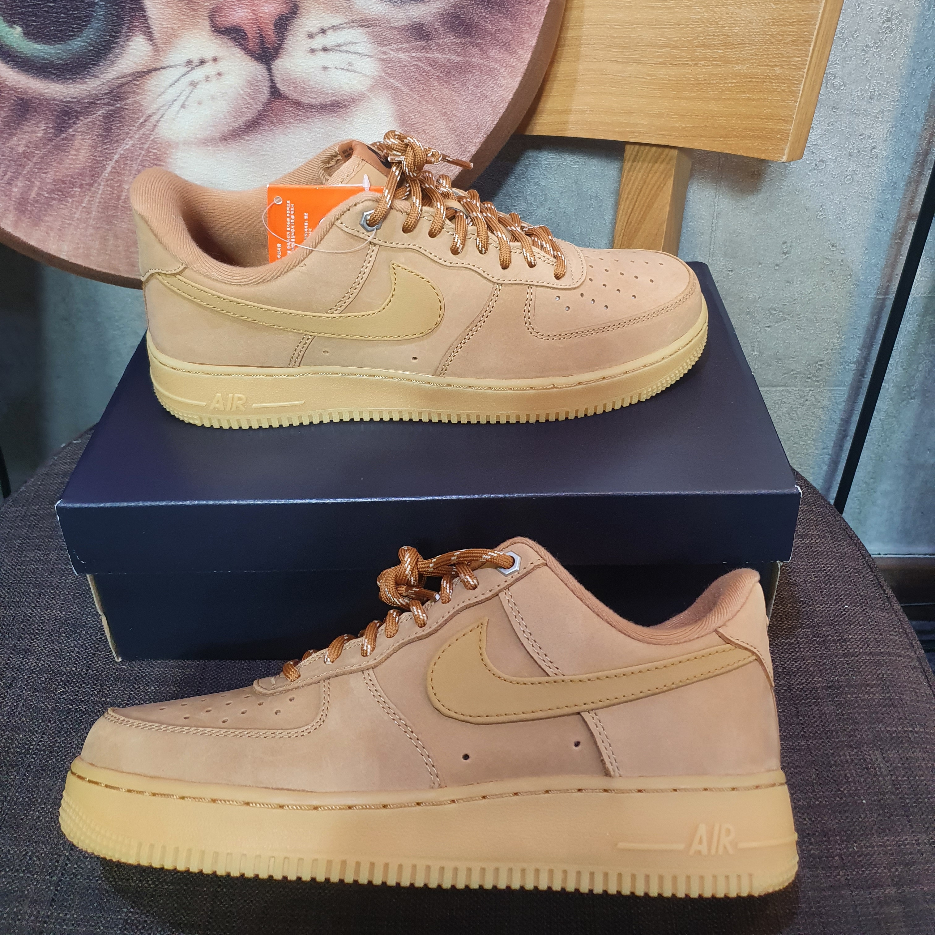Nike Air Force 1 '07 WB Flax 착용 스타일 - 1
