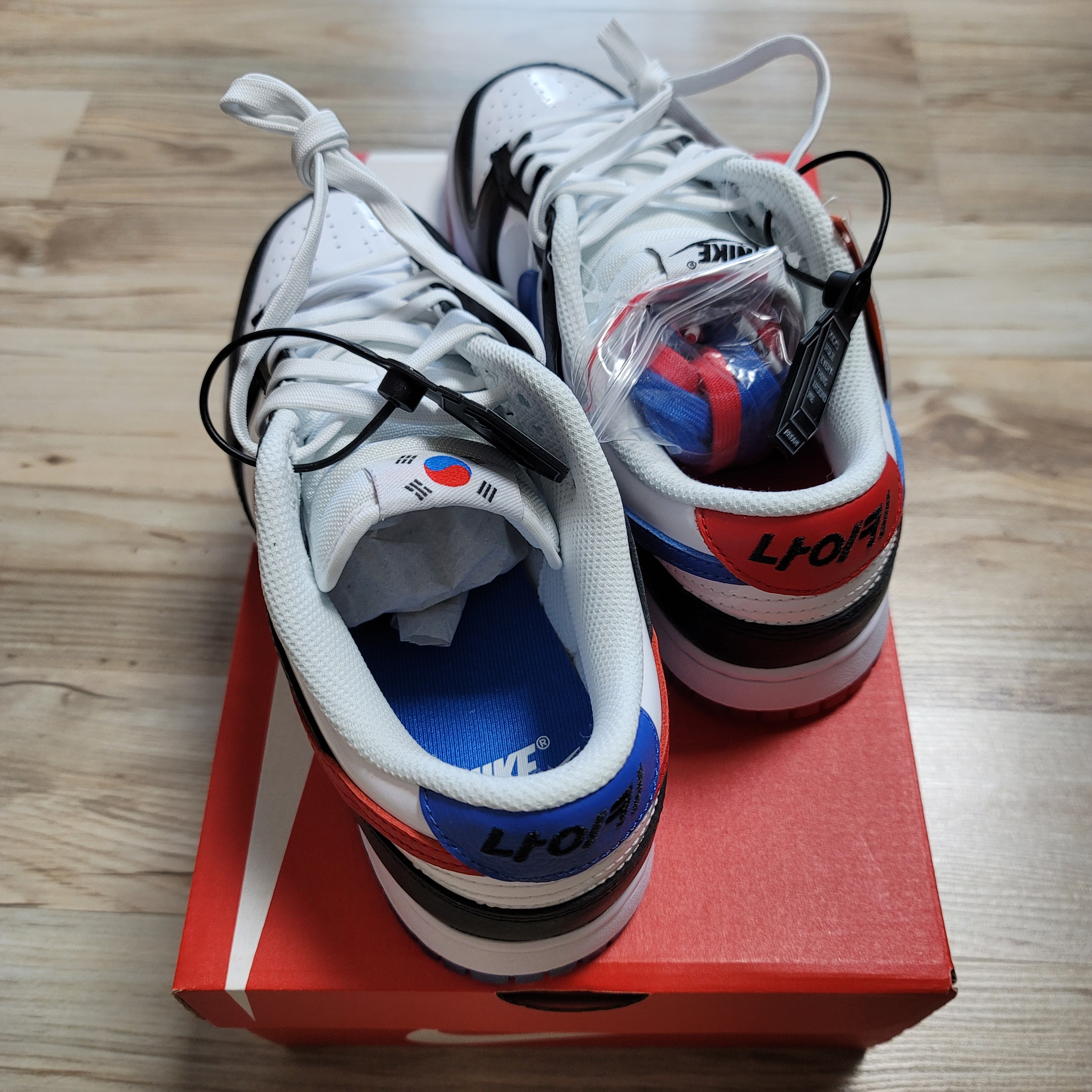 Nike Dunk Low SE Seoul 착용 스타일 - 4