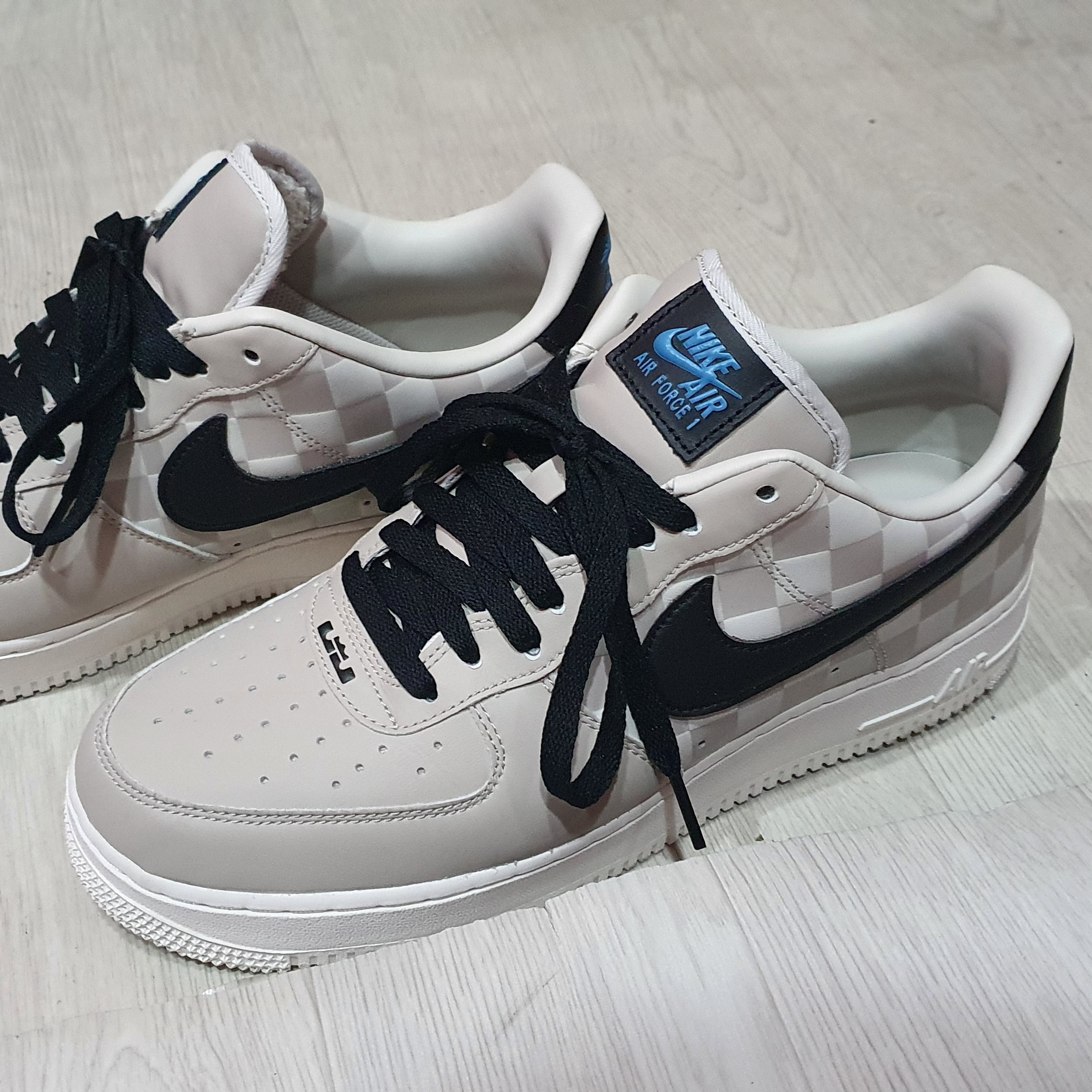 Nike Air Force 1 '07 QS LBJ 착용 스타일