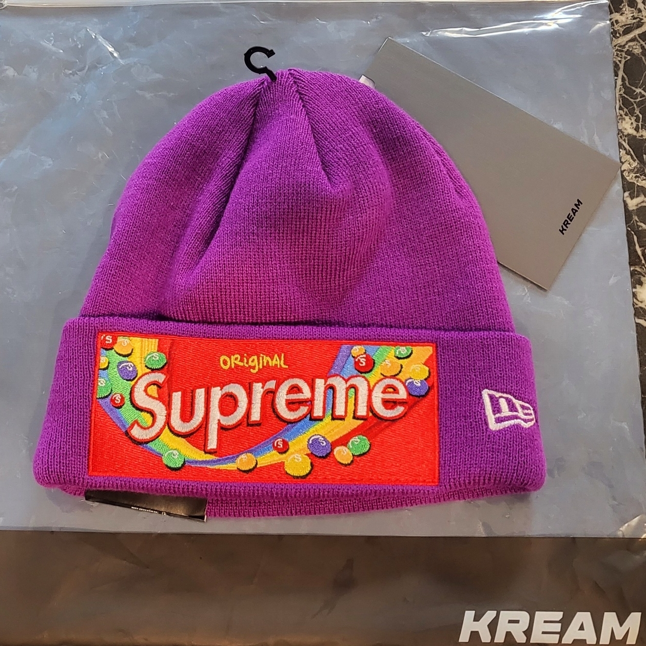 Supreme x Skittles New Era Beanie Purple - 21FW 착용 스타일
