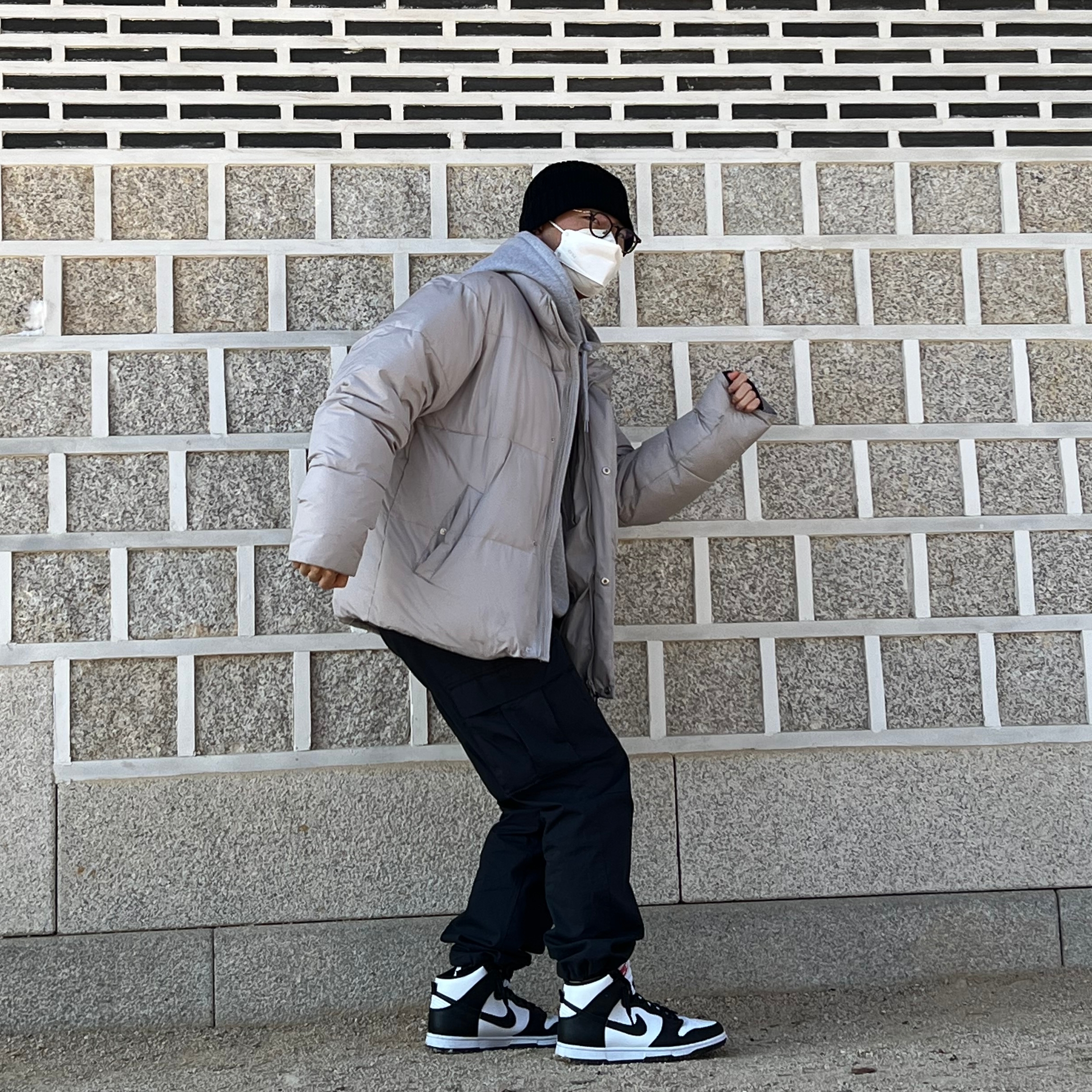 Nike Dunk High Retro Black and White 착용 스타일