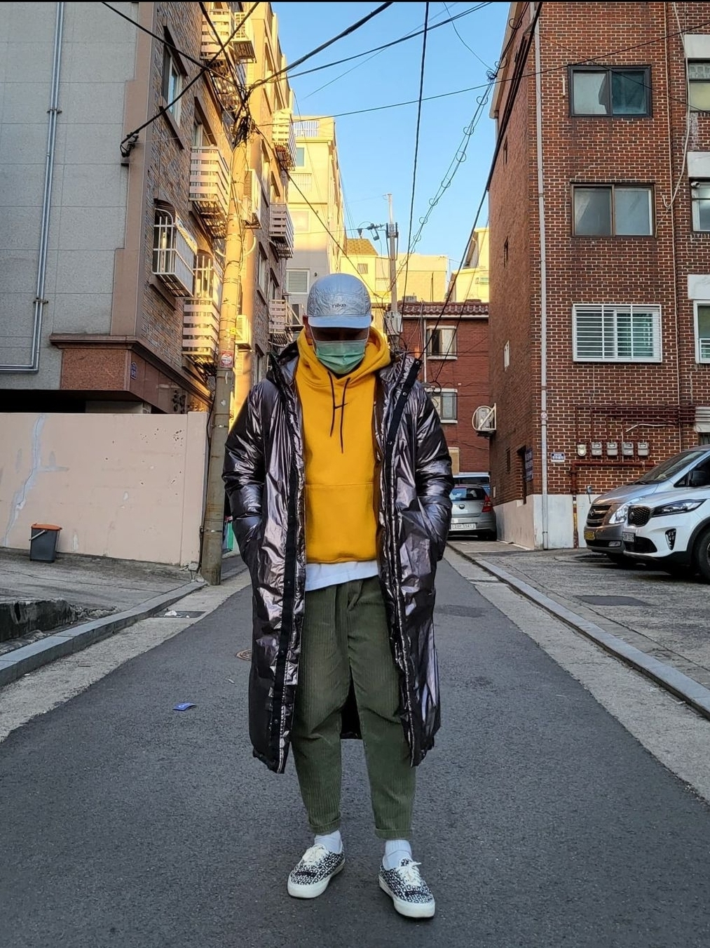 Nike x Drake Nocta Essential Hoodie University Gold - Asia, Vans Vault x CDG OG Authentic LX White Black 착용 스타일 - 1