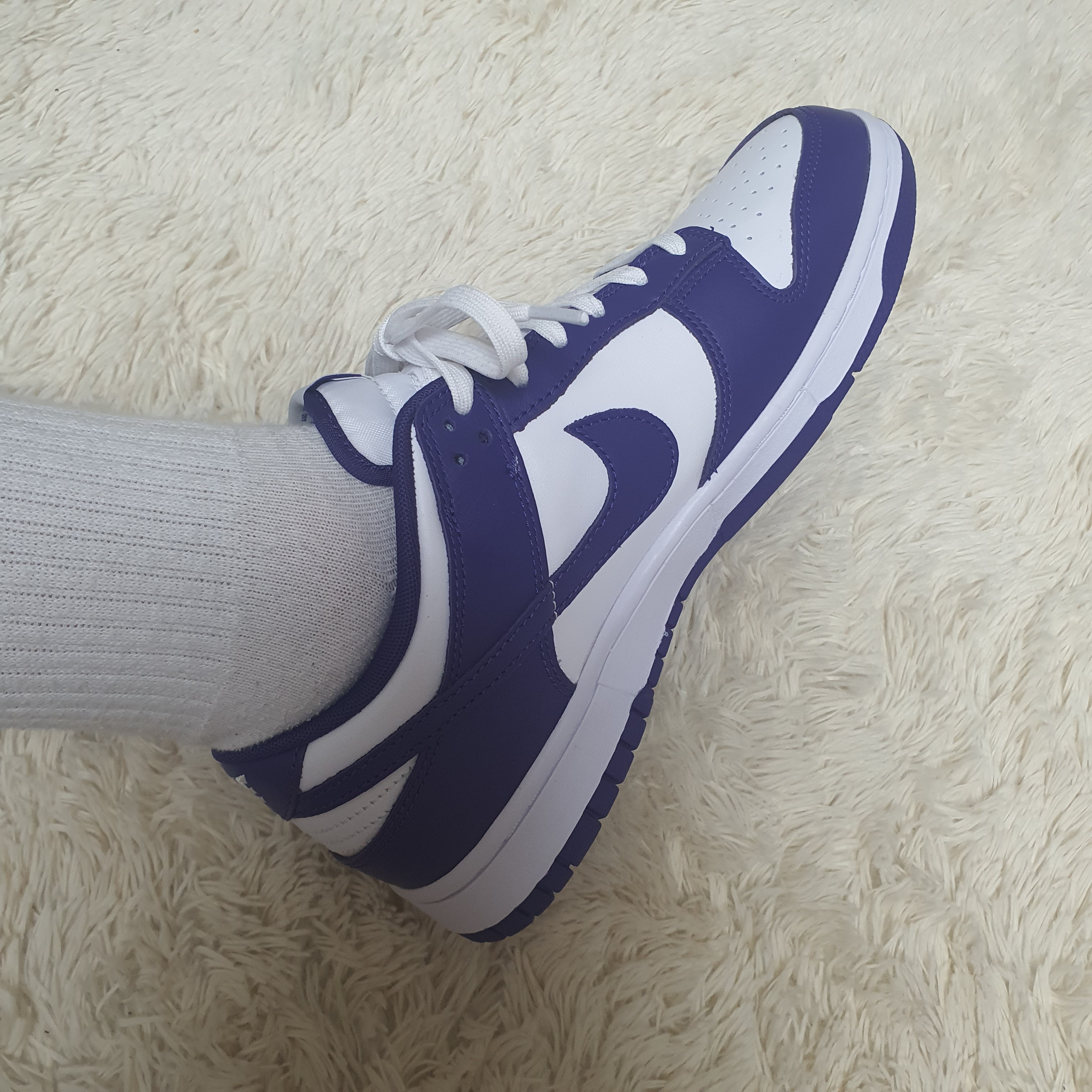 Nike Dunk Low Retro Championship Court Purple 착용 스타일