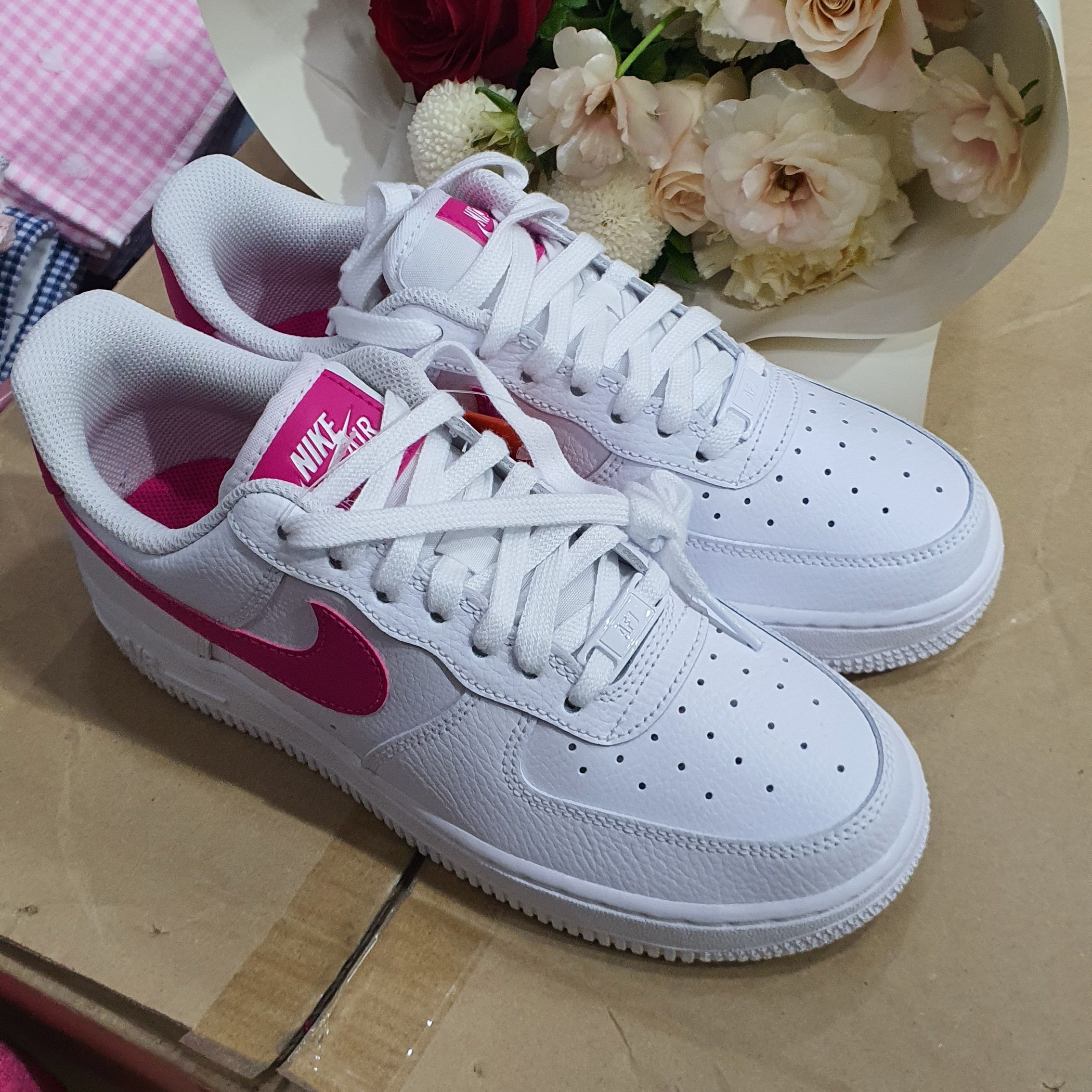 (W) Nike Air Force 1 '07 White Pink Prime 착용 스타일 - 3