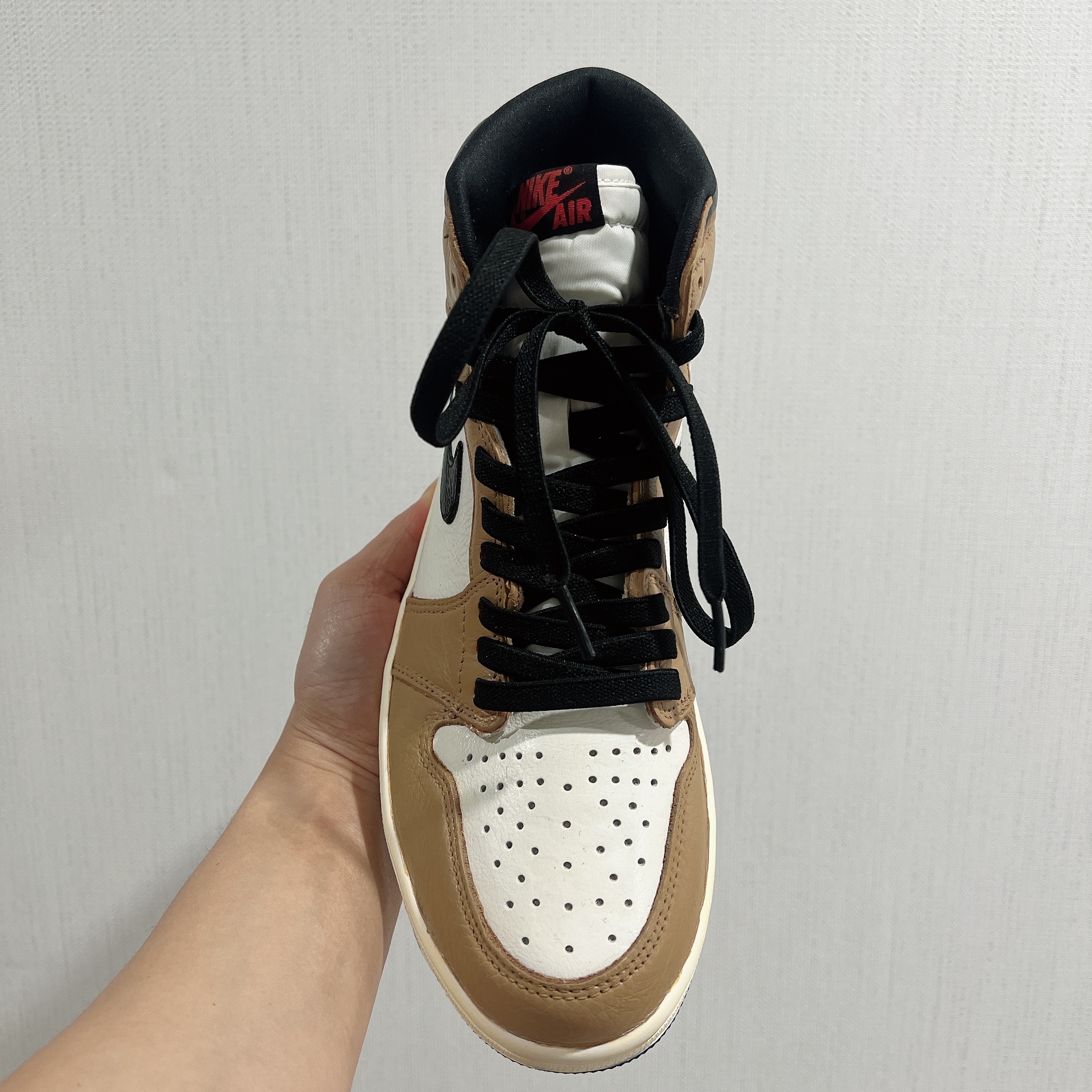 Jordan 1 Retro High OG Light Fusion Red, Jordan 1 Retro High Rookie of the Year 착용 스타일 - 3