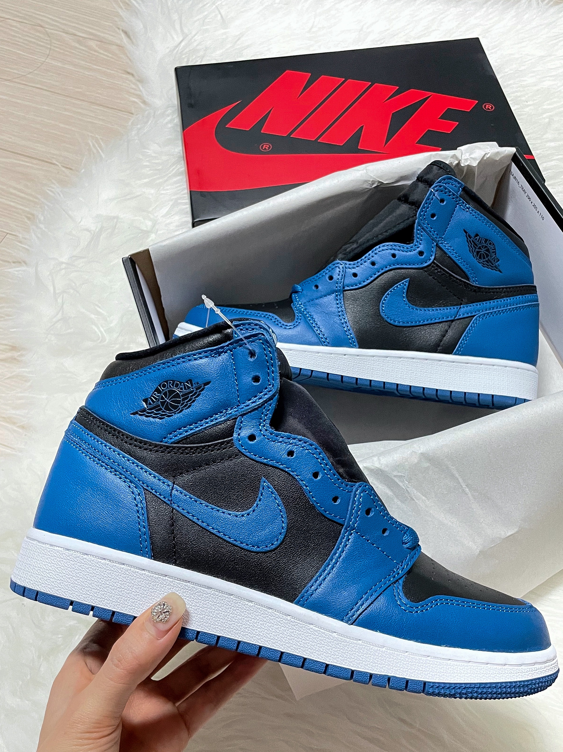 Jordan 1 Retro High OG Dark Marina Blue, (GS) Jordan 1 Retro High OG Dark Marina Blue 착용 스타일 - 5