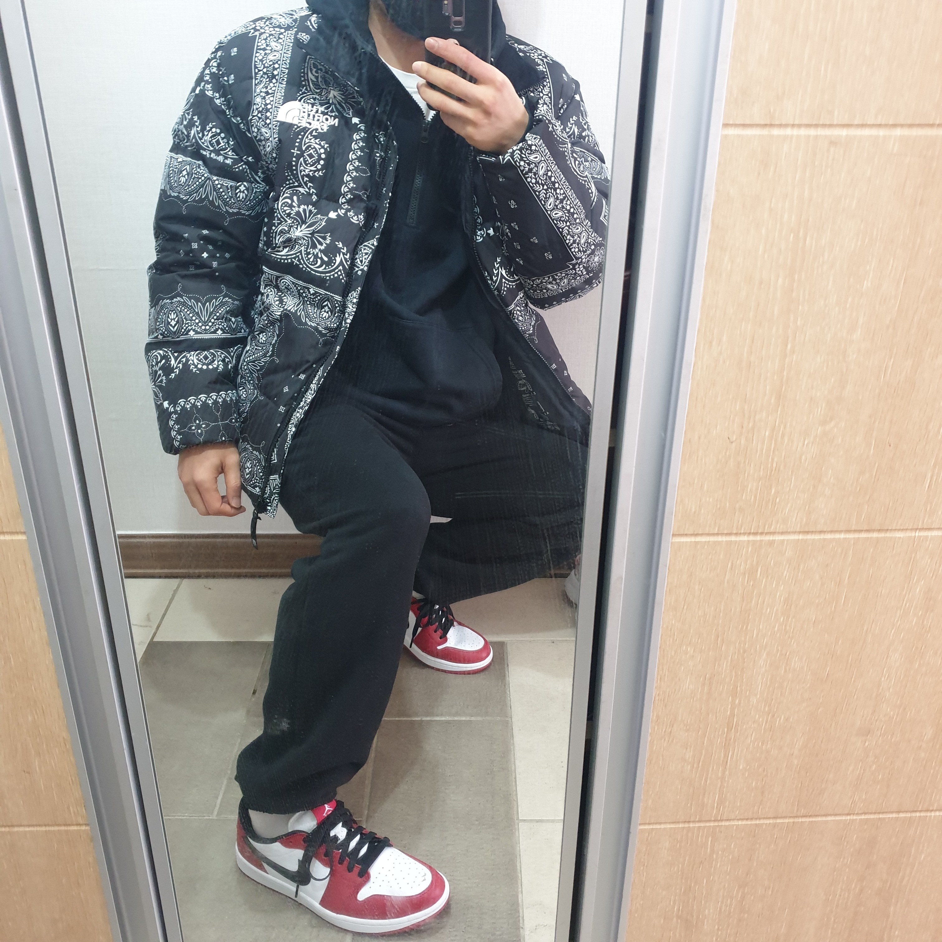 Jordan 1 Low Golf Chicago, The North Face Lofty Down Jacket Black 착용 스타일 - 2