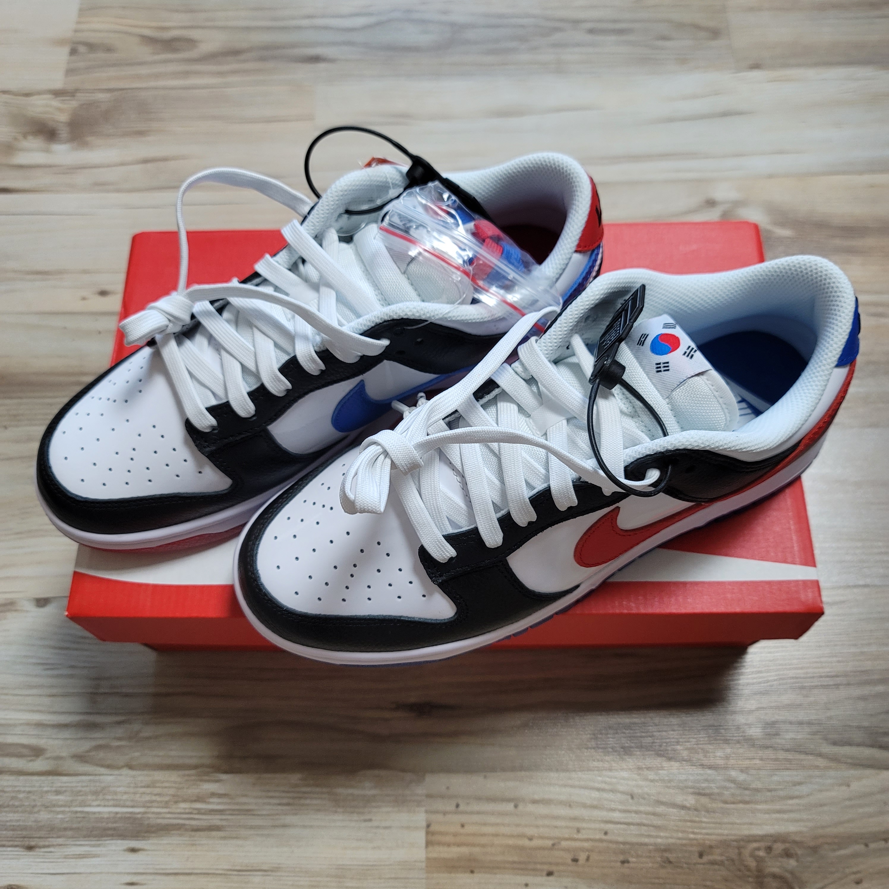 Nike Dunk Low SE Seoul 착용 스타일 - 3
