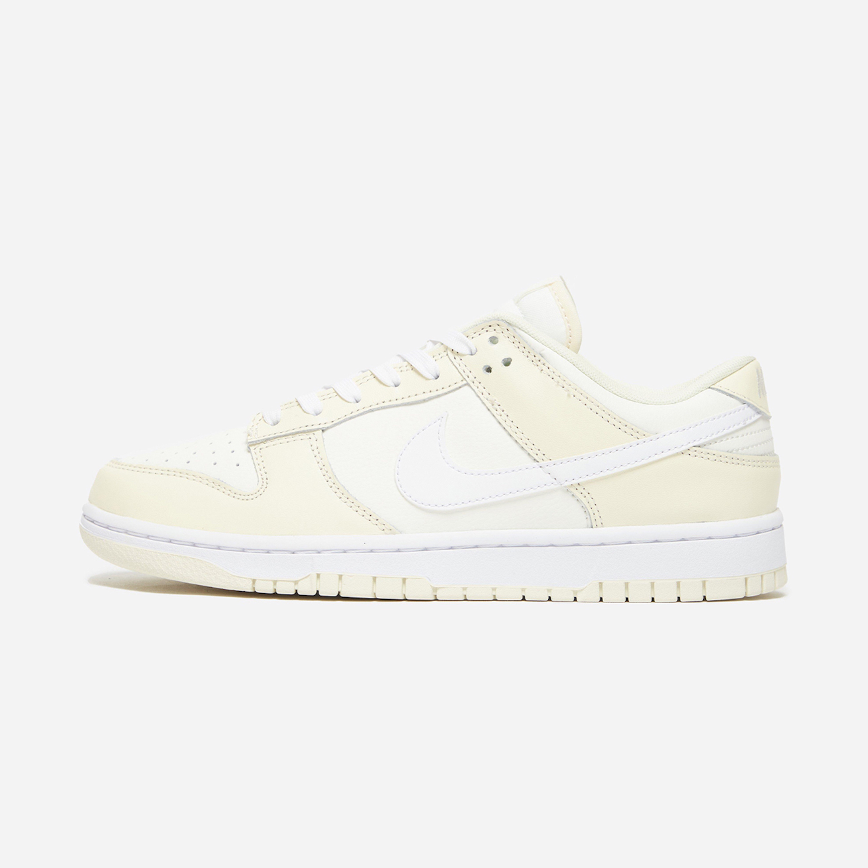 Nike Dunk Low Retro Coconut Milk 착용 스타일 - 2