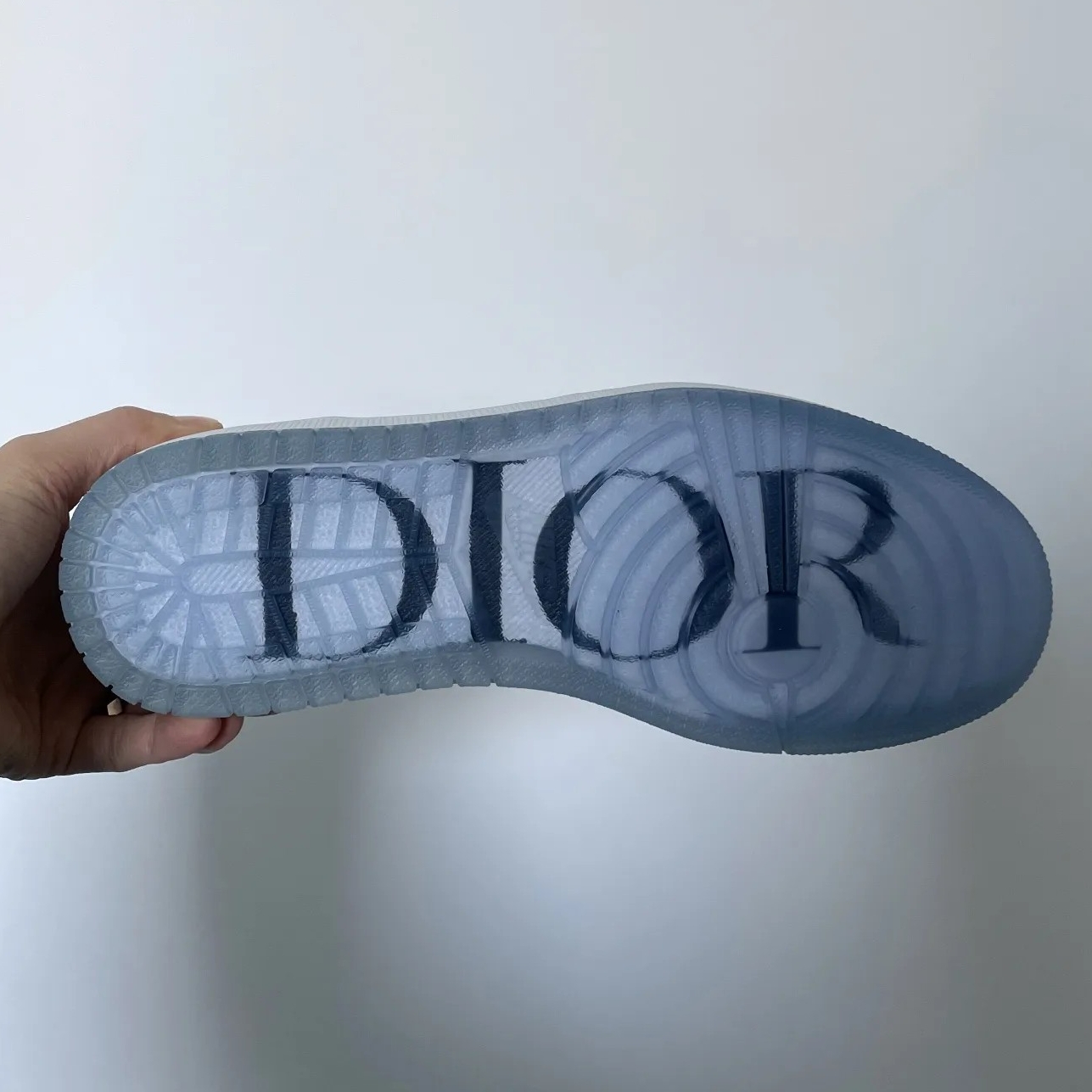 (W) Jordan 3 x A Ma Maniere Retro SP, Jordan 1 x Dior High OG 착용 스타일 - 4
