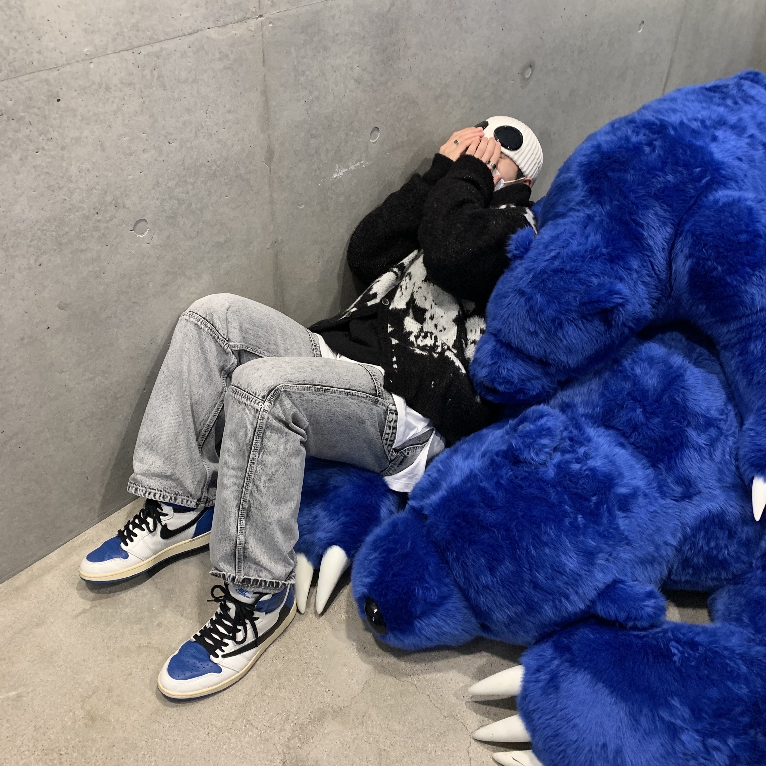 Jordan 1 x Travis Scott x Fragment Retro High OG SP Military Blue, C.P. Company Cotton Goggle Beanie Gauze White - 21SS 착용 스타일 - 1