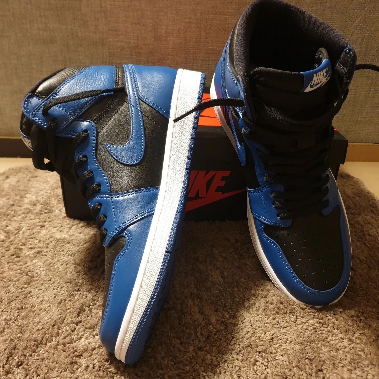 Jordan 1 Retro High OG Dark Marina Blue 착용 스타일 - 4
