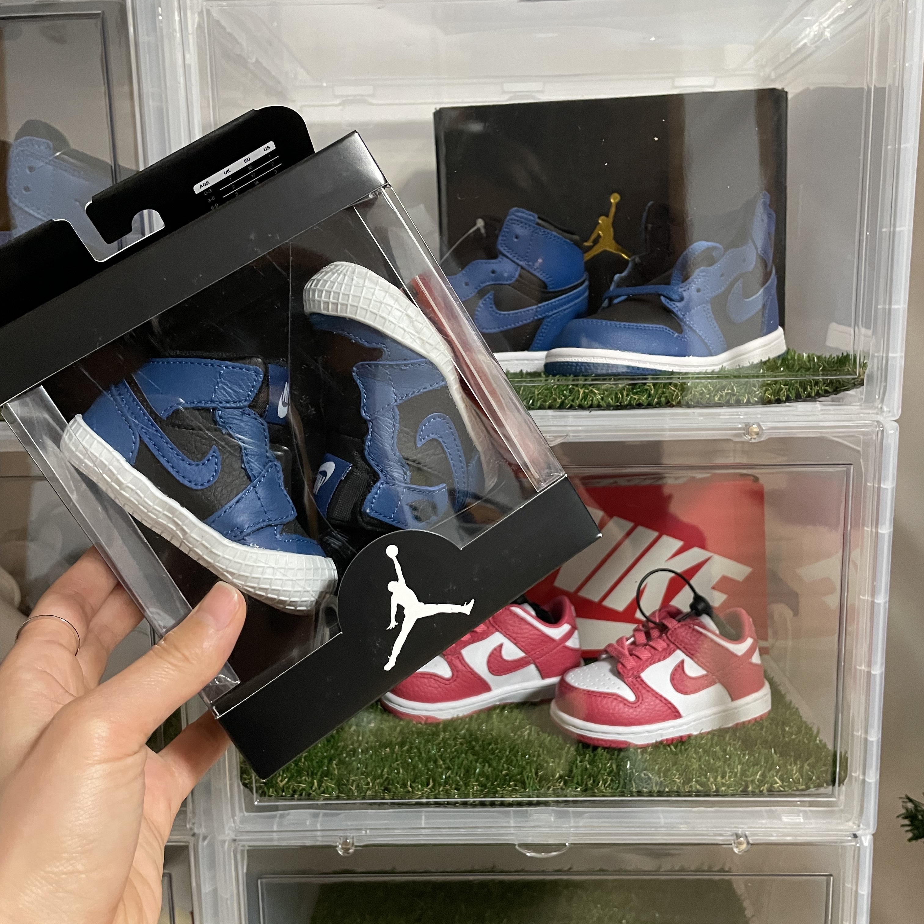 (TD) Jordan 1 Retro High OG Dark Marina Blue, (TD) Nike Dunk Low Archeo Pink 착용 스타일