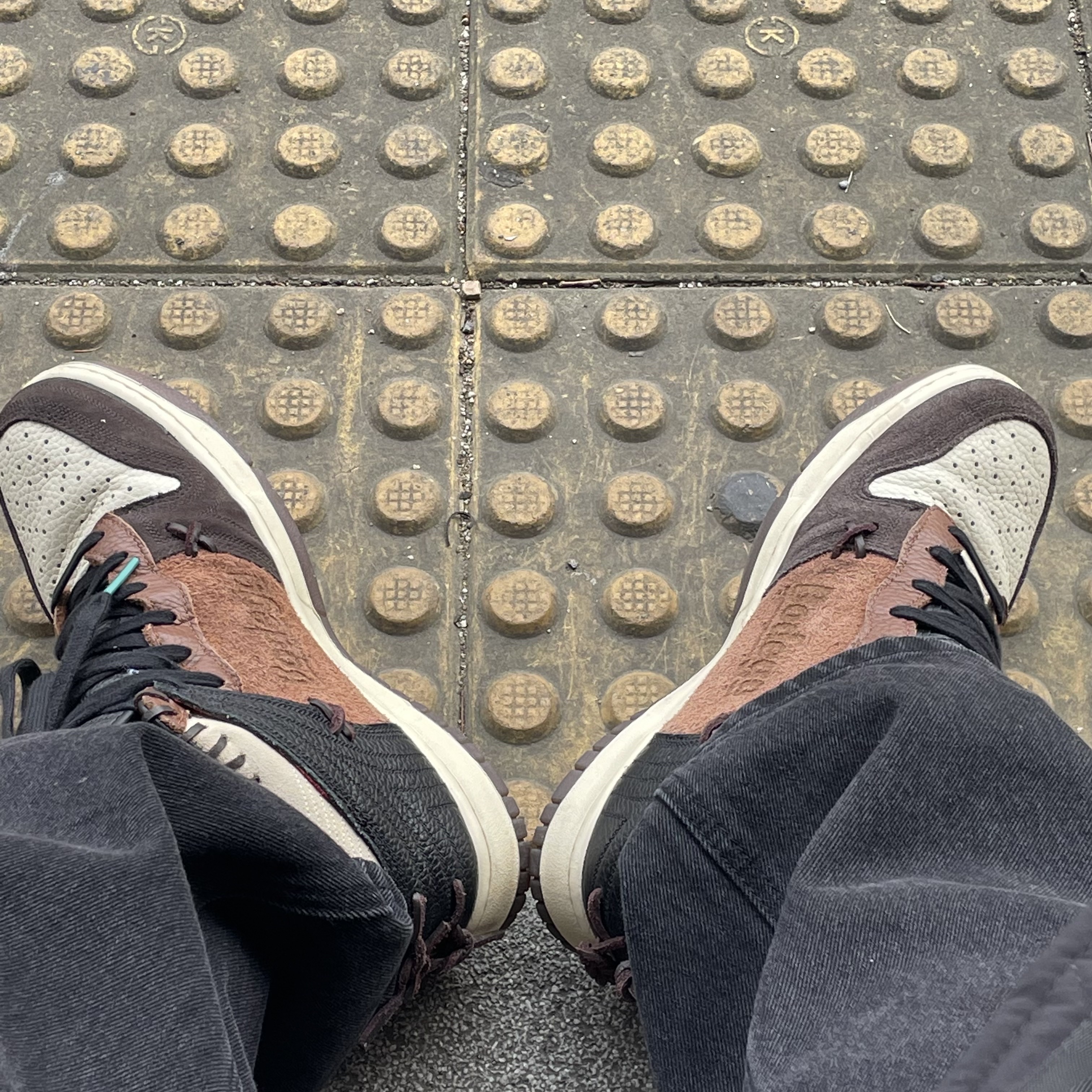 Nike x Bodega Dunk High Legend 착용 스타일