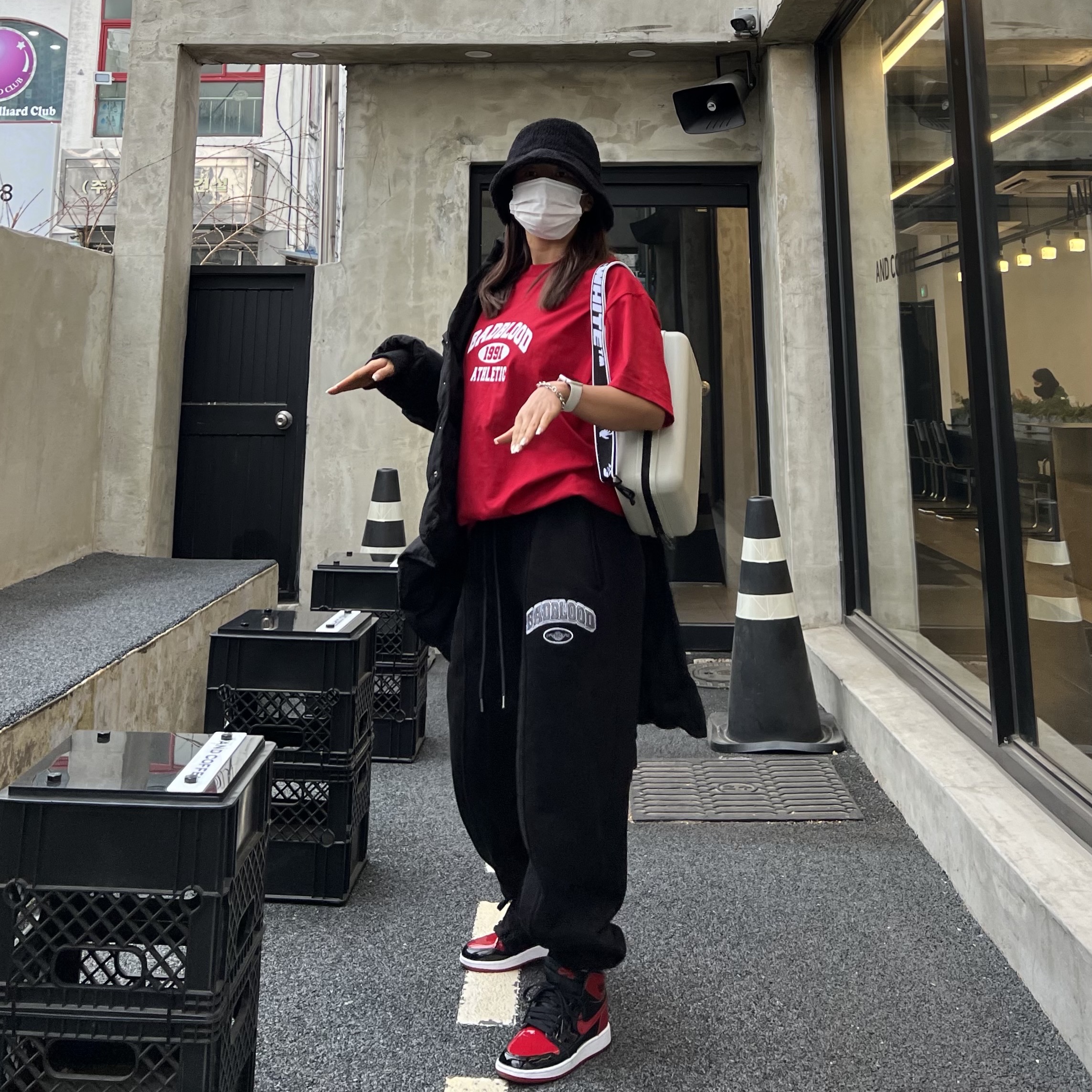 Jordan 1 Retro High OG Patent Bred, (GS) Jordan 1 Retro High OG Patent Bred 착용 스타일 - 2