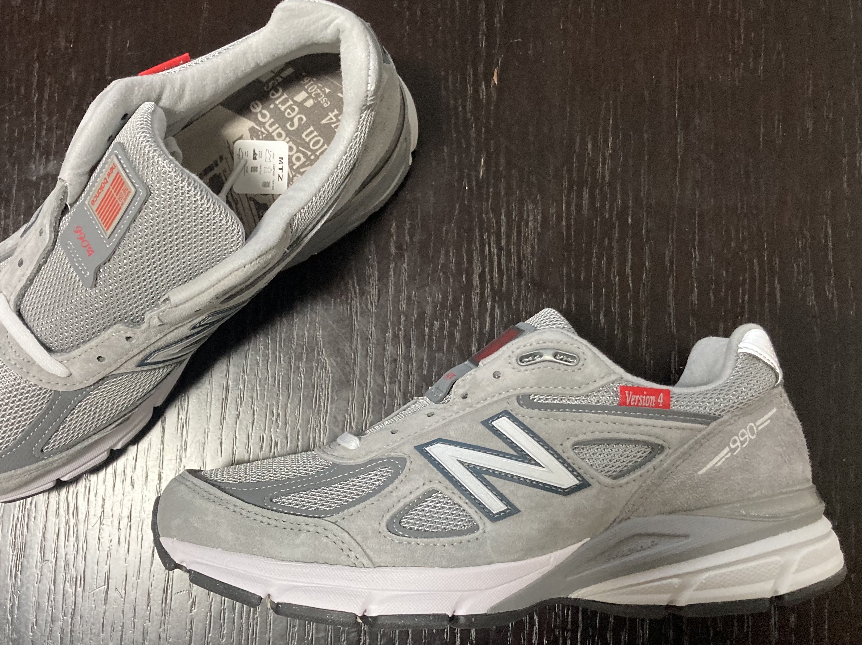 New Balance 990vs4 Made in USA Grey 착용 스타일