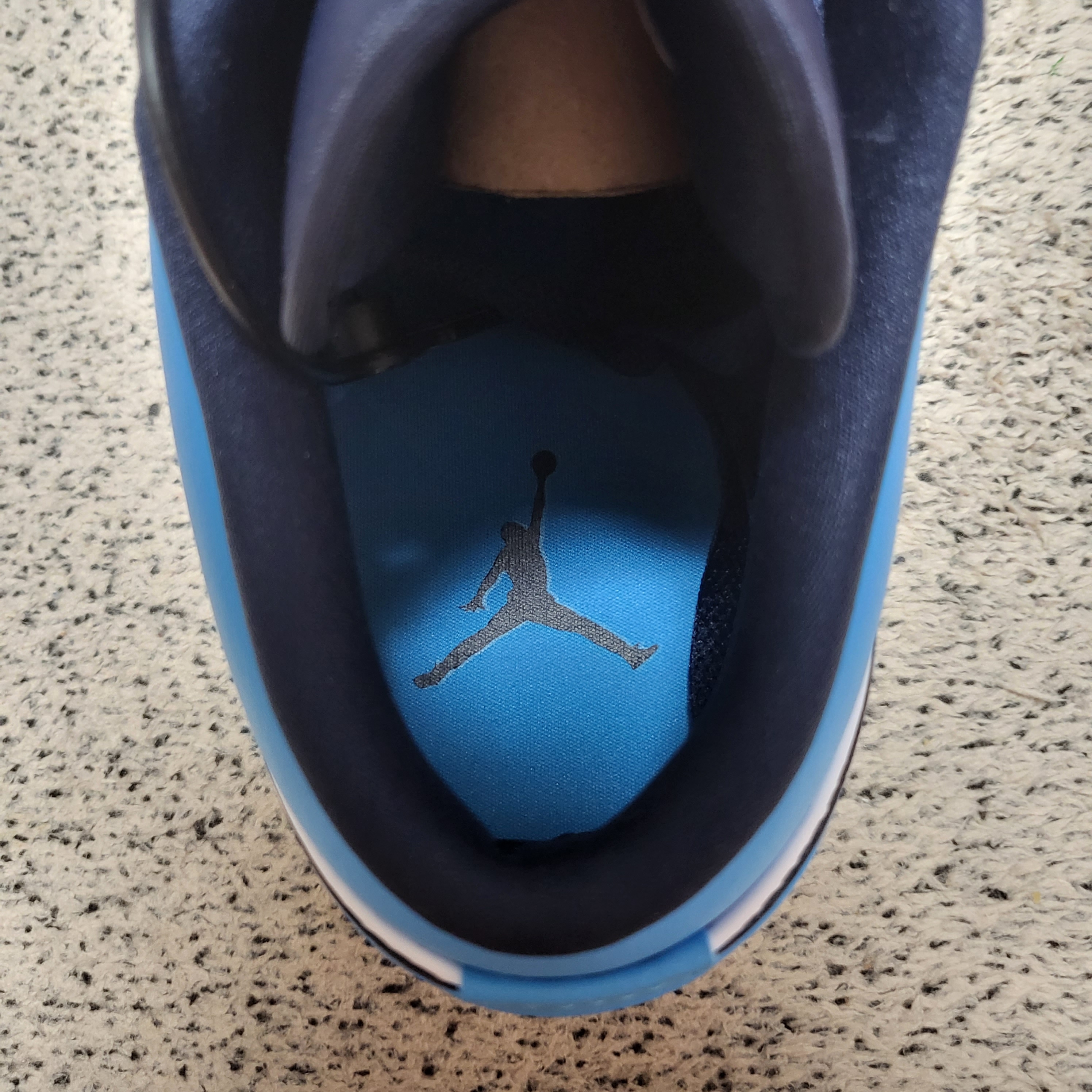 Jordan 1 Low Dark Powder Blue 착용 스타일 - 2