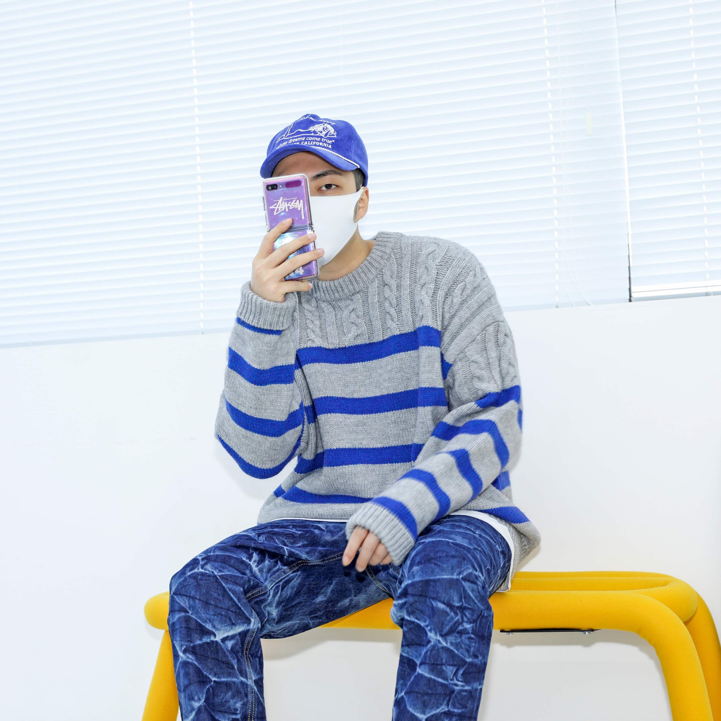 Jordan 1 x Travis Scott x Fragment Retro Low OG SP Military Blue 착용 스타일 - 3