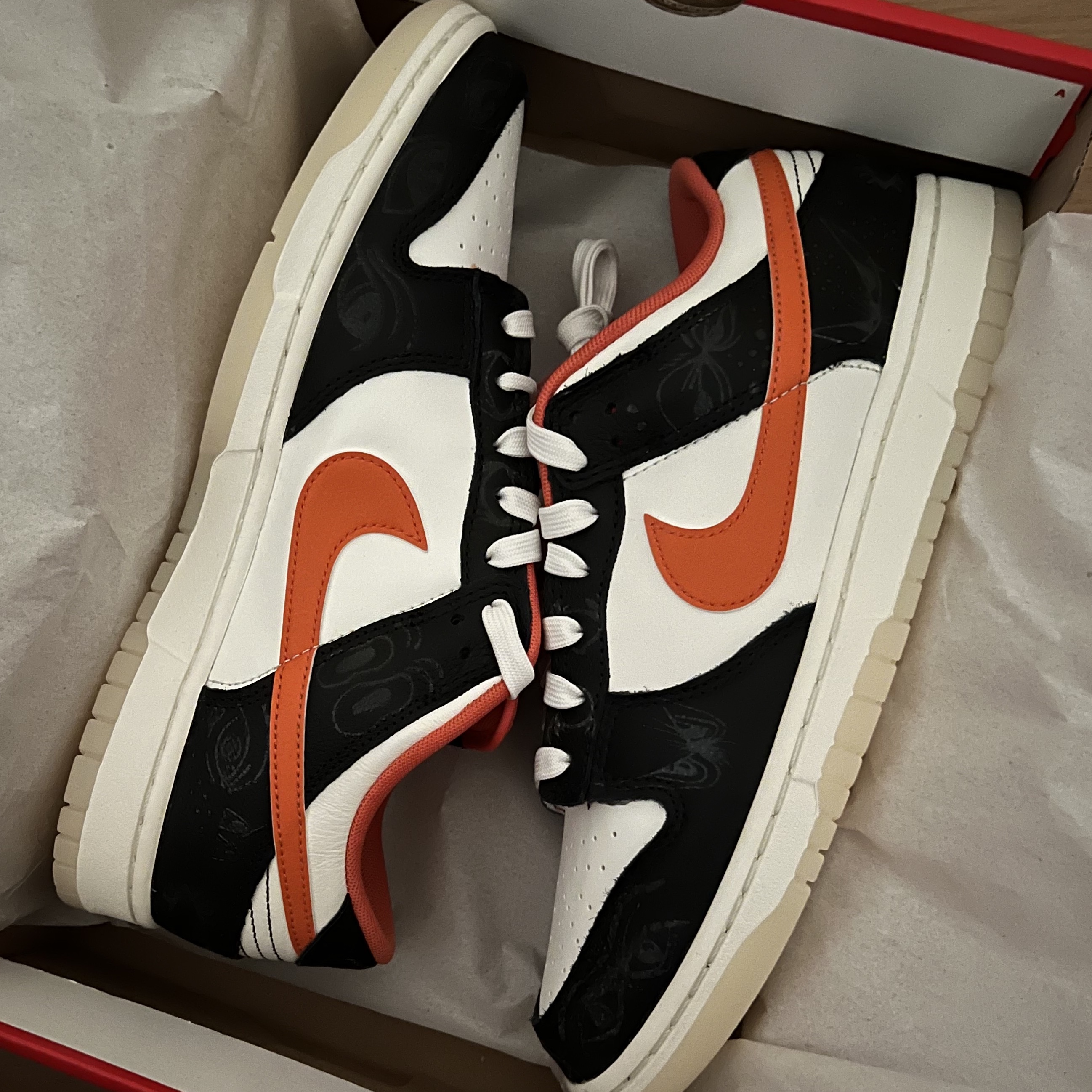 Nike Dunk Low Retro PRM Halloween 착용 스타일