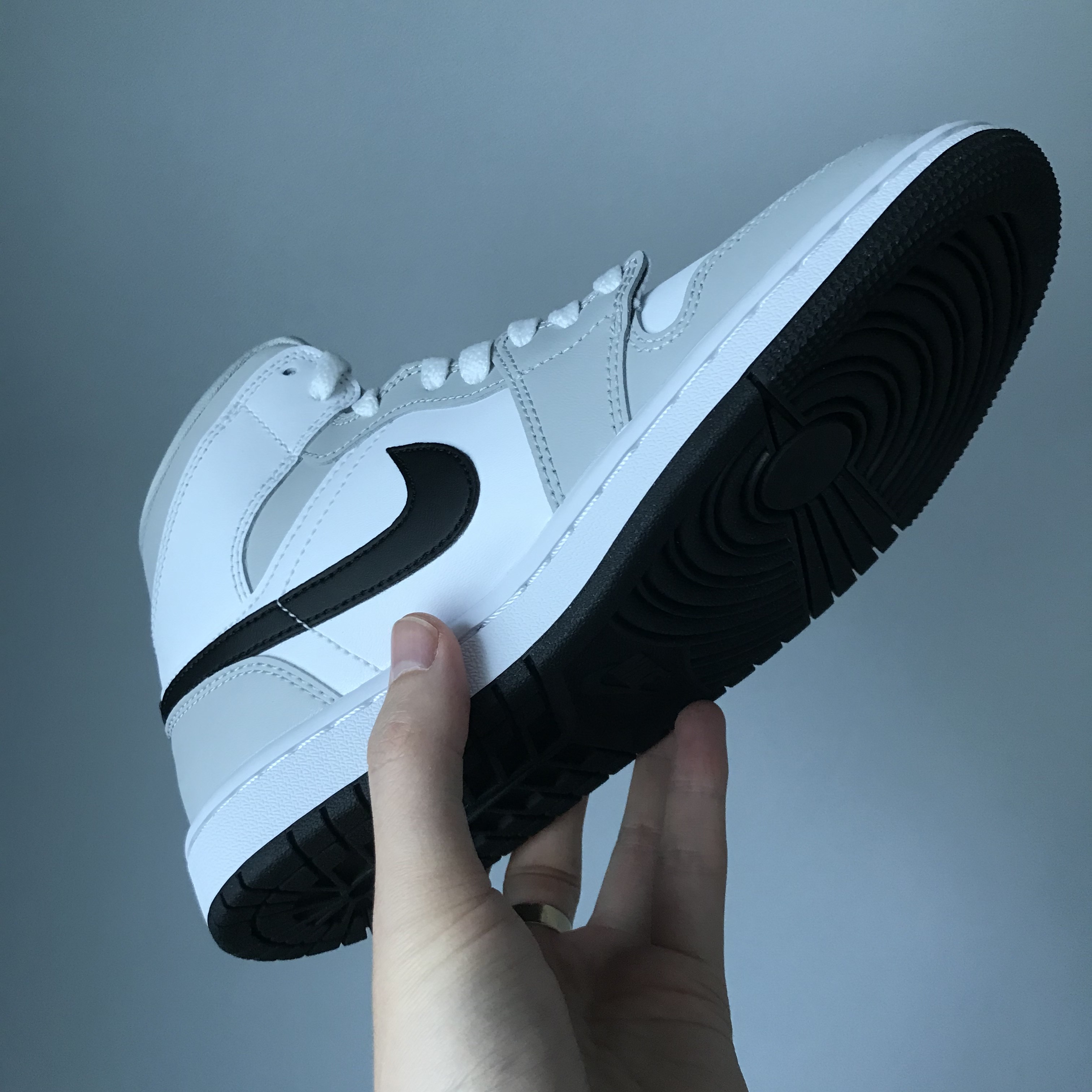 (W) Jordan 1 Mid Grey Fog 착용 스타일 - 3