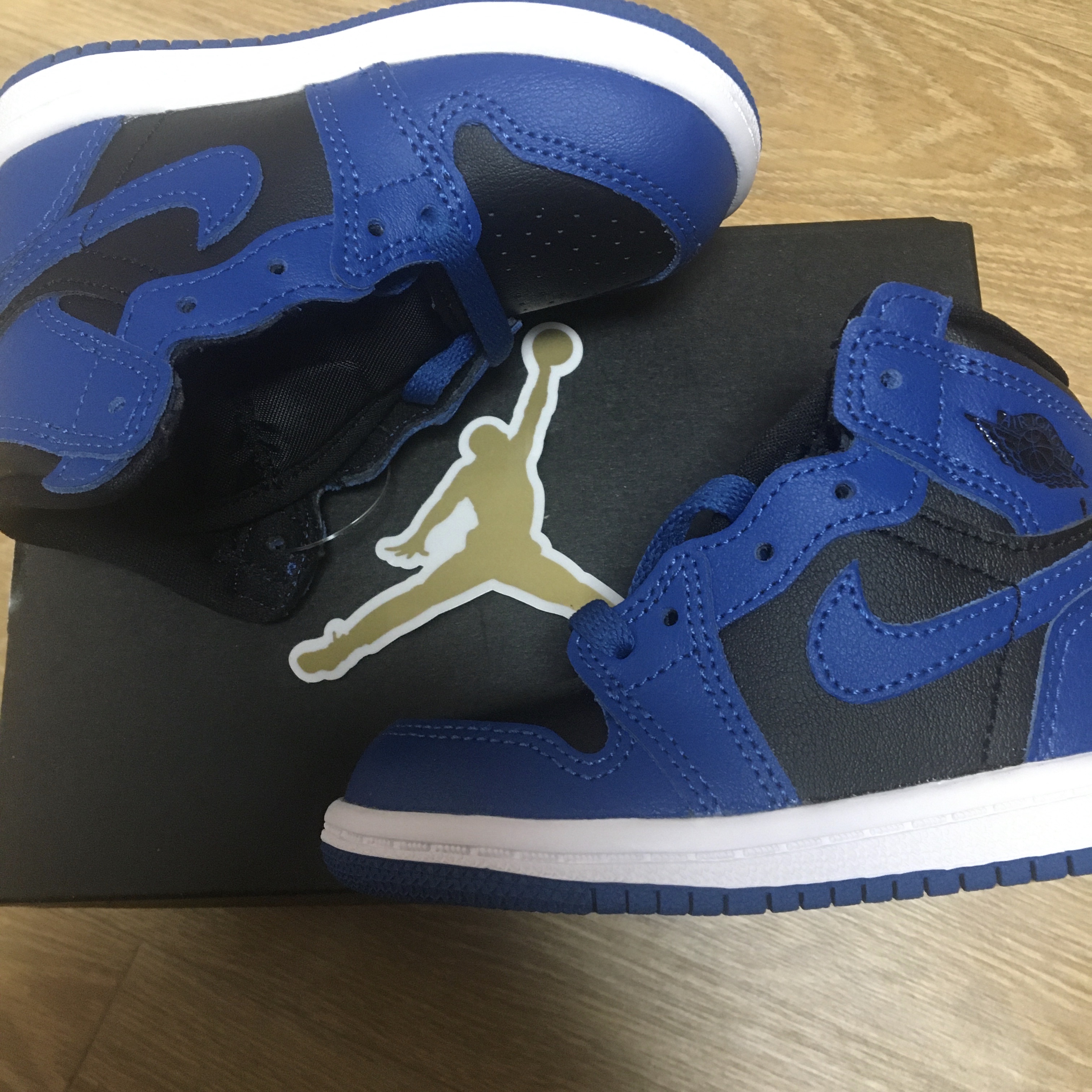 (TD) Jordan 1 Retro High OG Dark Marina Blue 착용 스타일 - 3