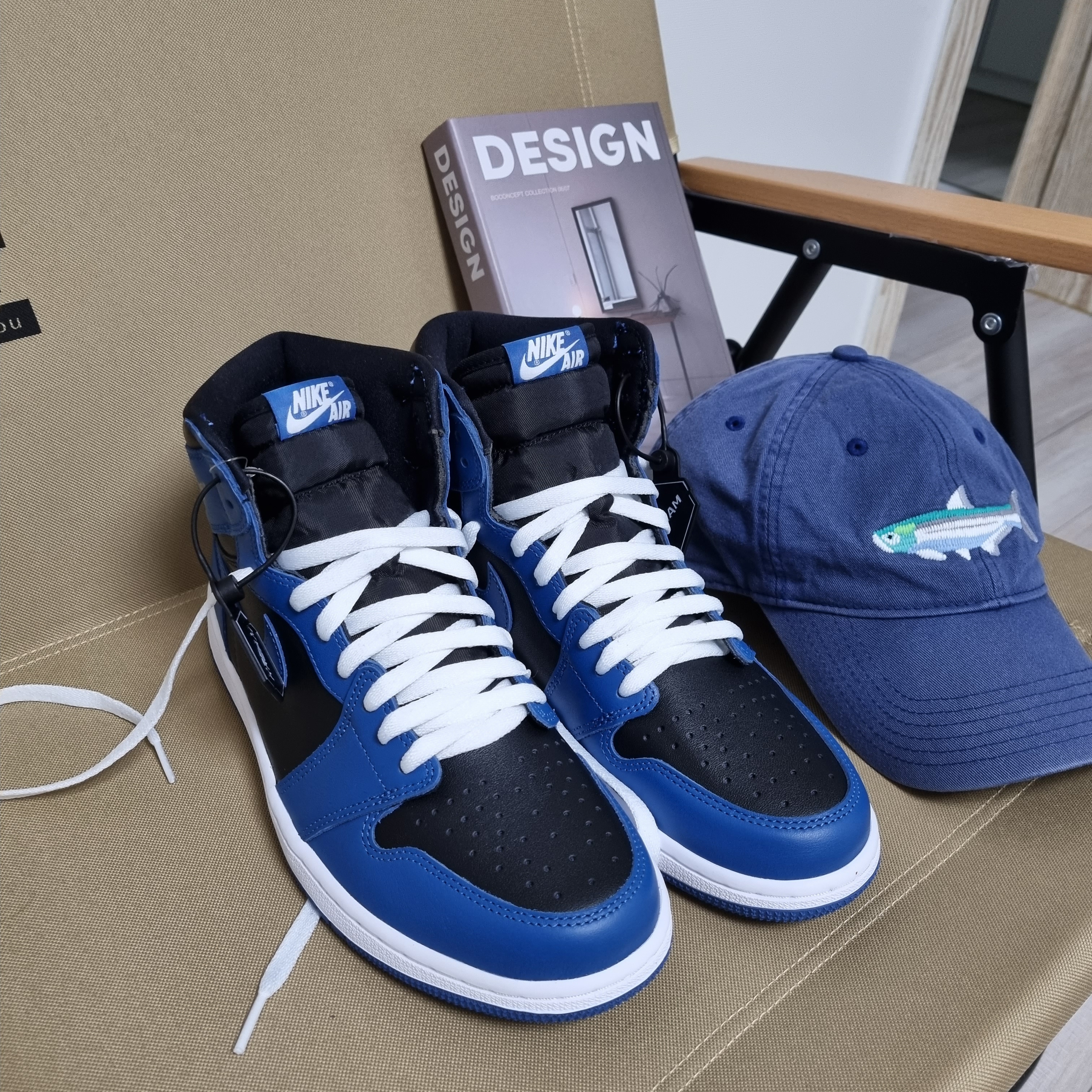 Jordan 1 Retro High OG Dark Marina Blue 착용 스타일