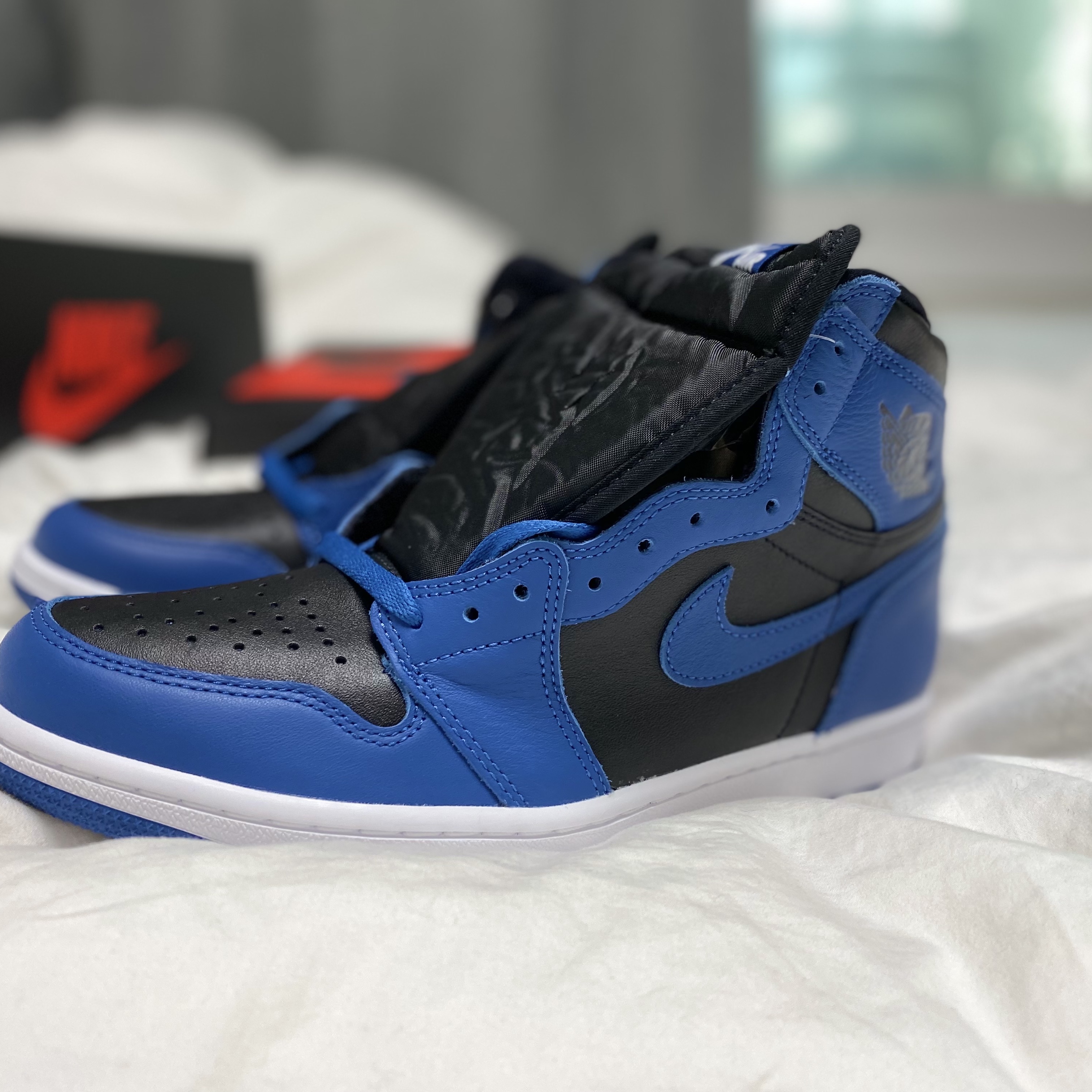 Jordan 1 Retro High OG Dark Marina Blue 착용 스타일 - 4