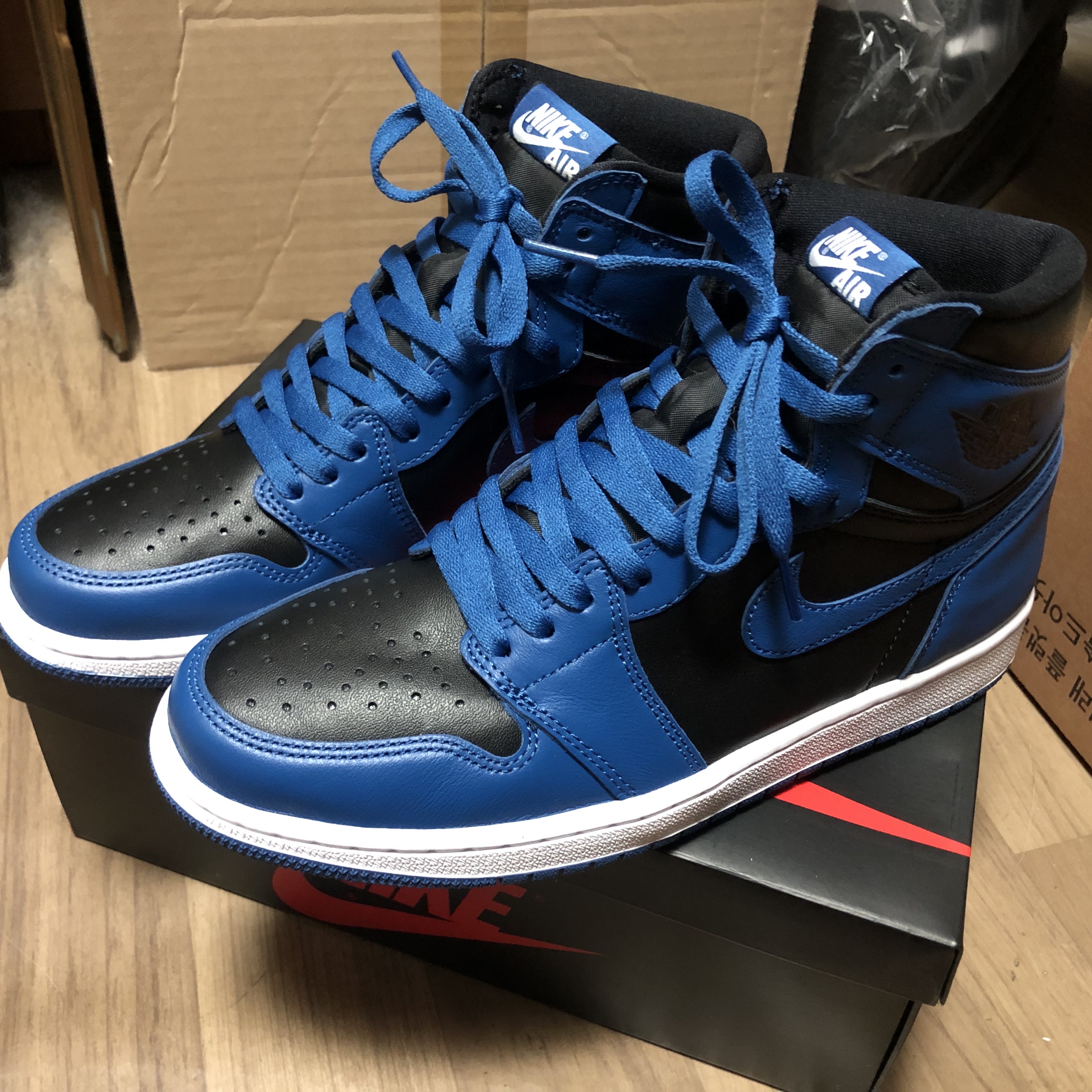 Jordan 1 Retro High OG Dark Marina Blue 착용 스타일 - 2