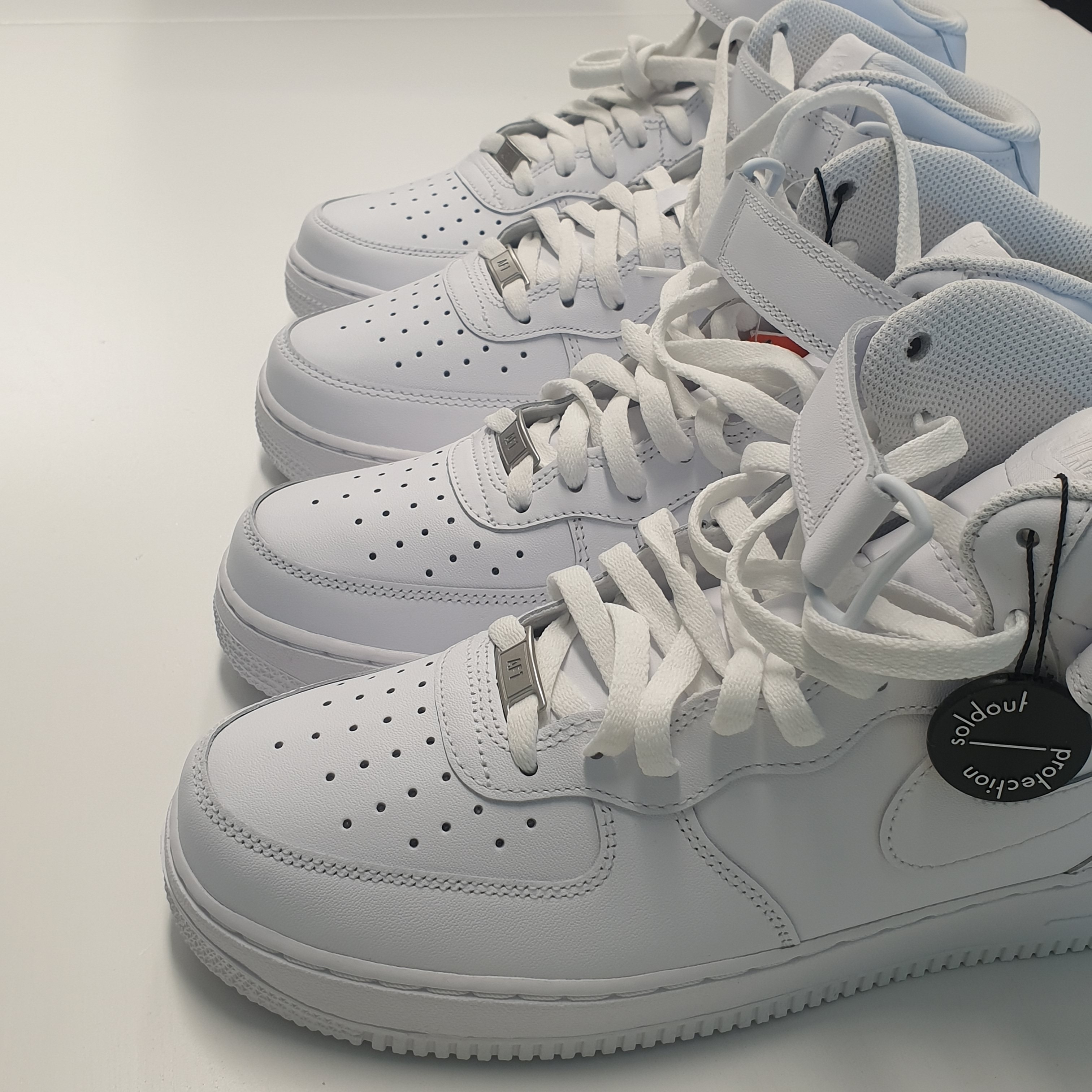 Nike Air Force 1 Mid '07 White 착용 스타일 - 1