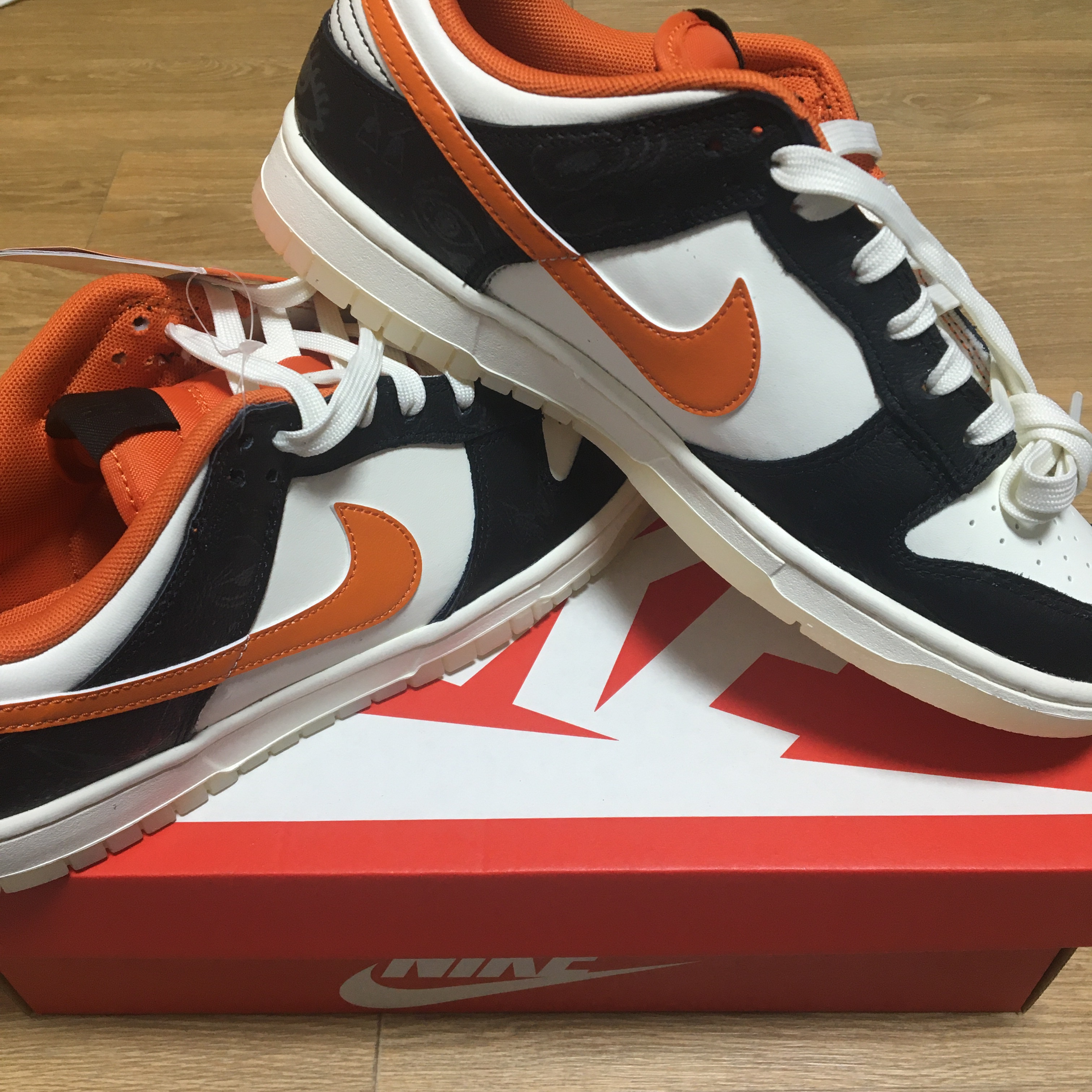 Nike Dunk Low Retro PRM Halloween 착용 스타일 - 1