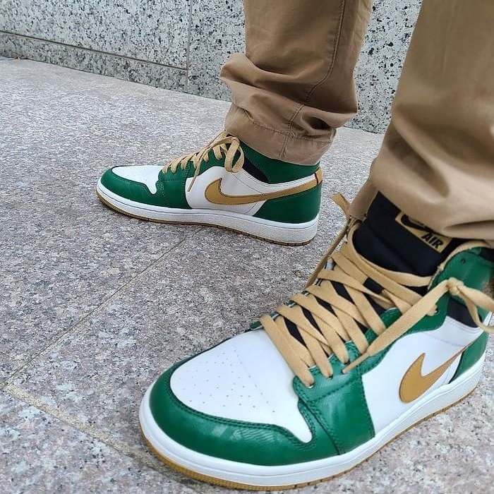 Jordan 1 Retro High OG Celtics 착용 스타일 - 1