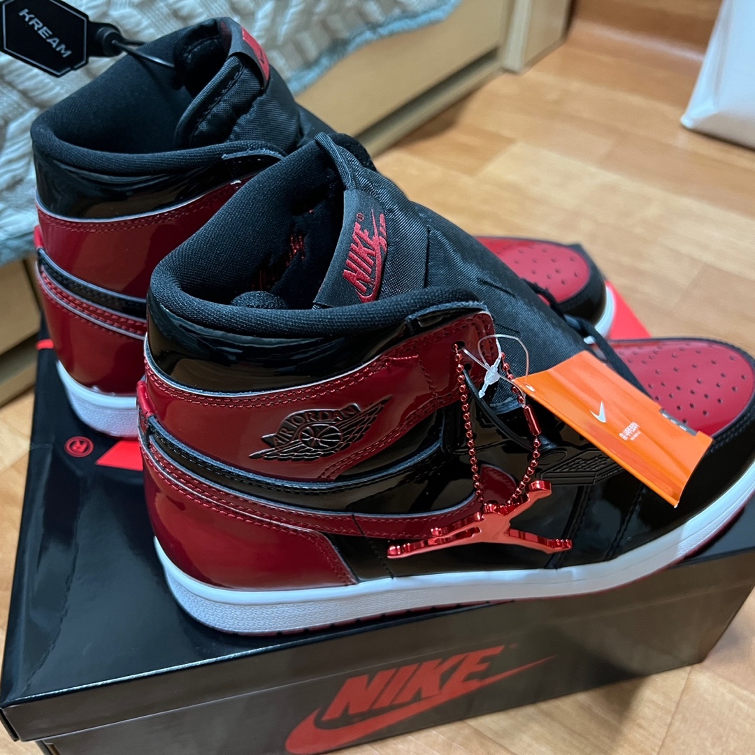 Jordan 1 Retro High OG Patent Bred 착용 스타일 - 2