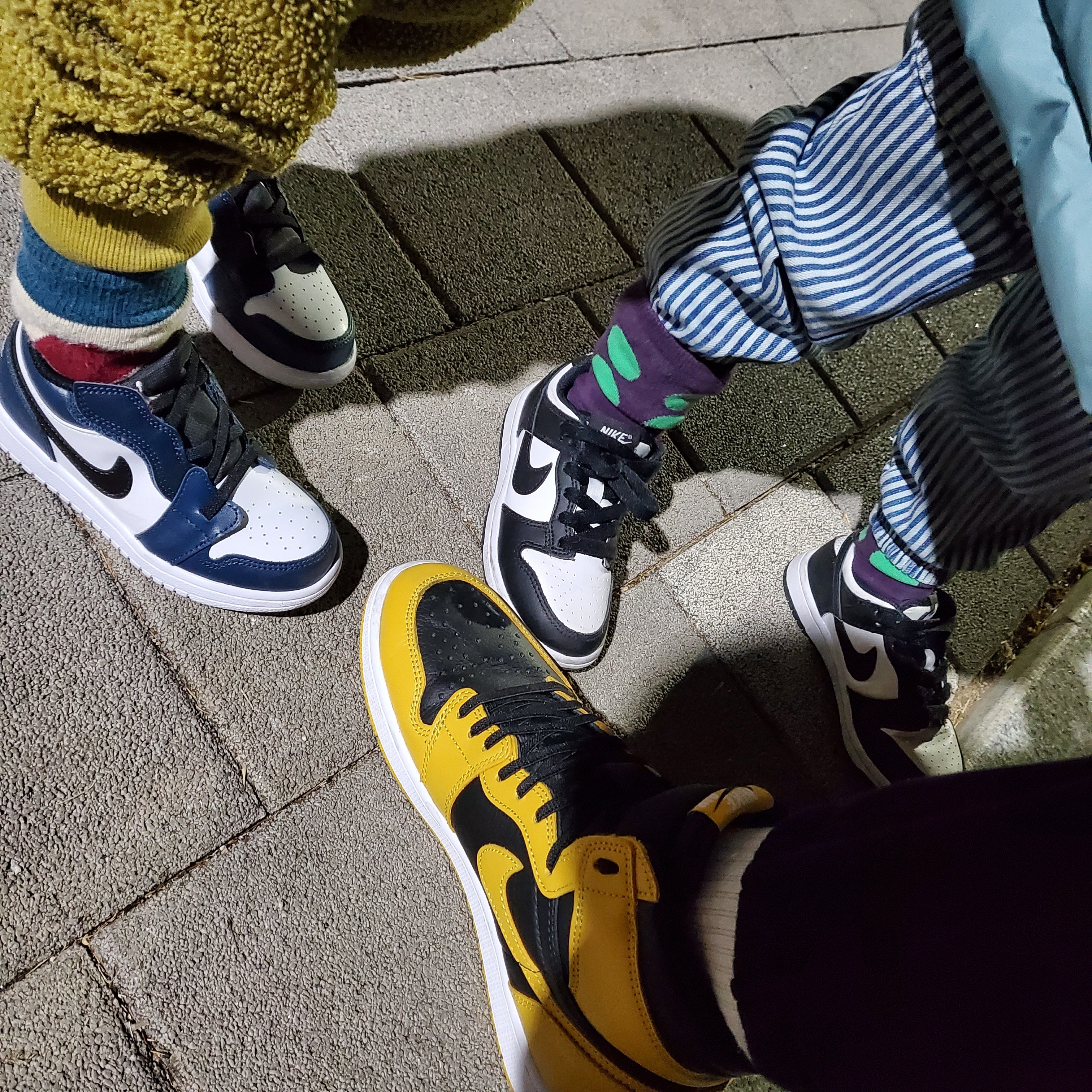 (PS) Jordan 1 Low Alt Armory Navy, (PS) Nike Dunk Low Black 착용 스타일