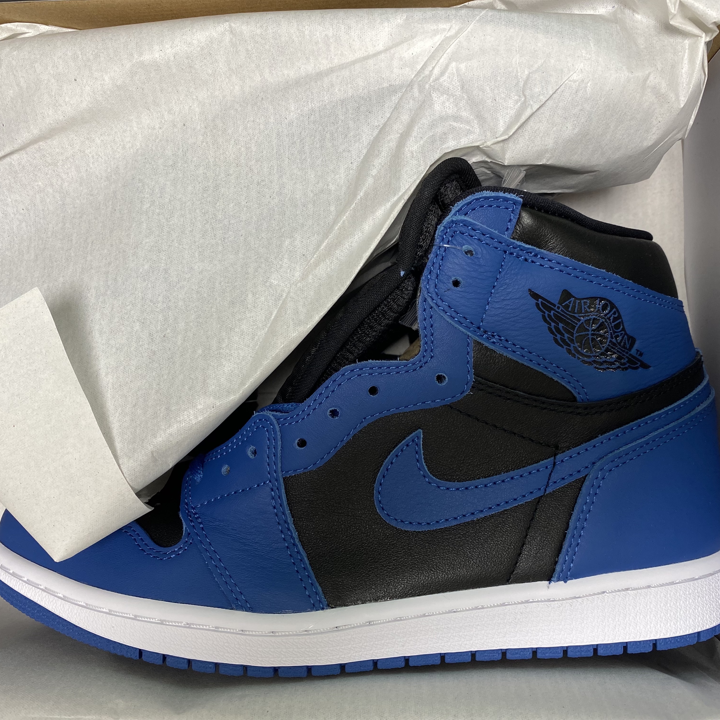 Jordan 1 Retro High OG Dark Marina Blue 착용 스타일 - 2