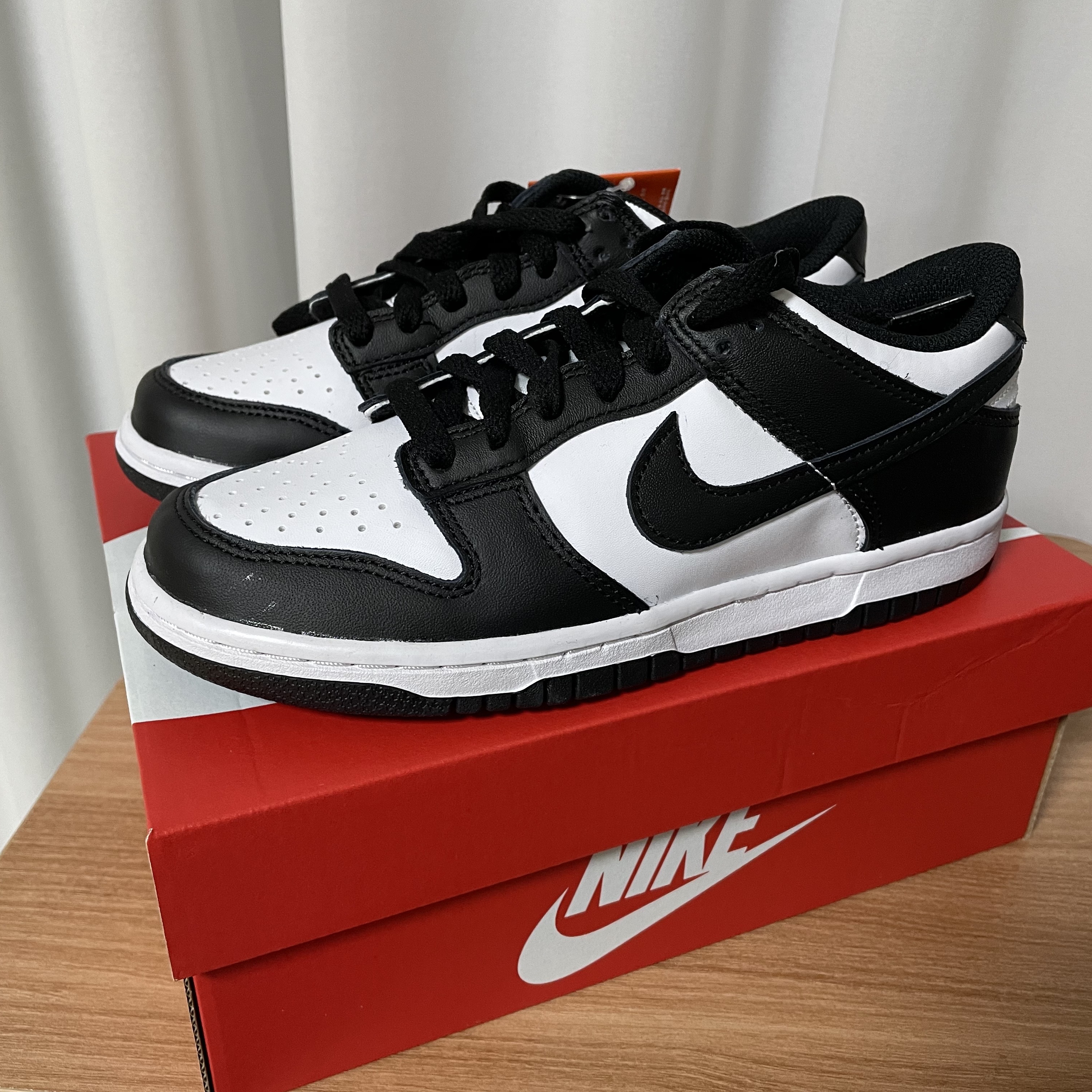 Nike Dunk Low Retro Black 착용 스타일