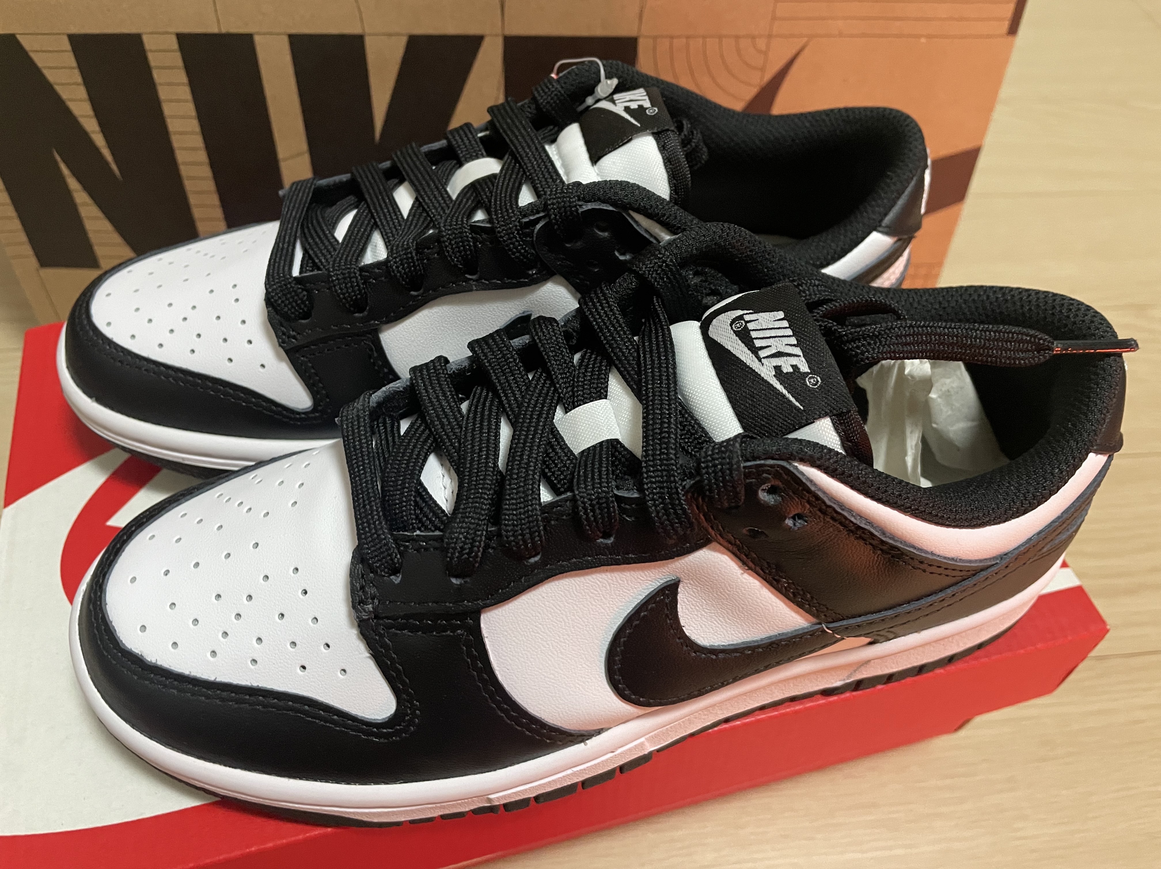 (W) Nike Dunk Low Black 착용 스타일