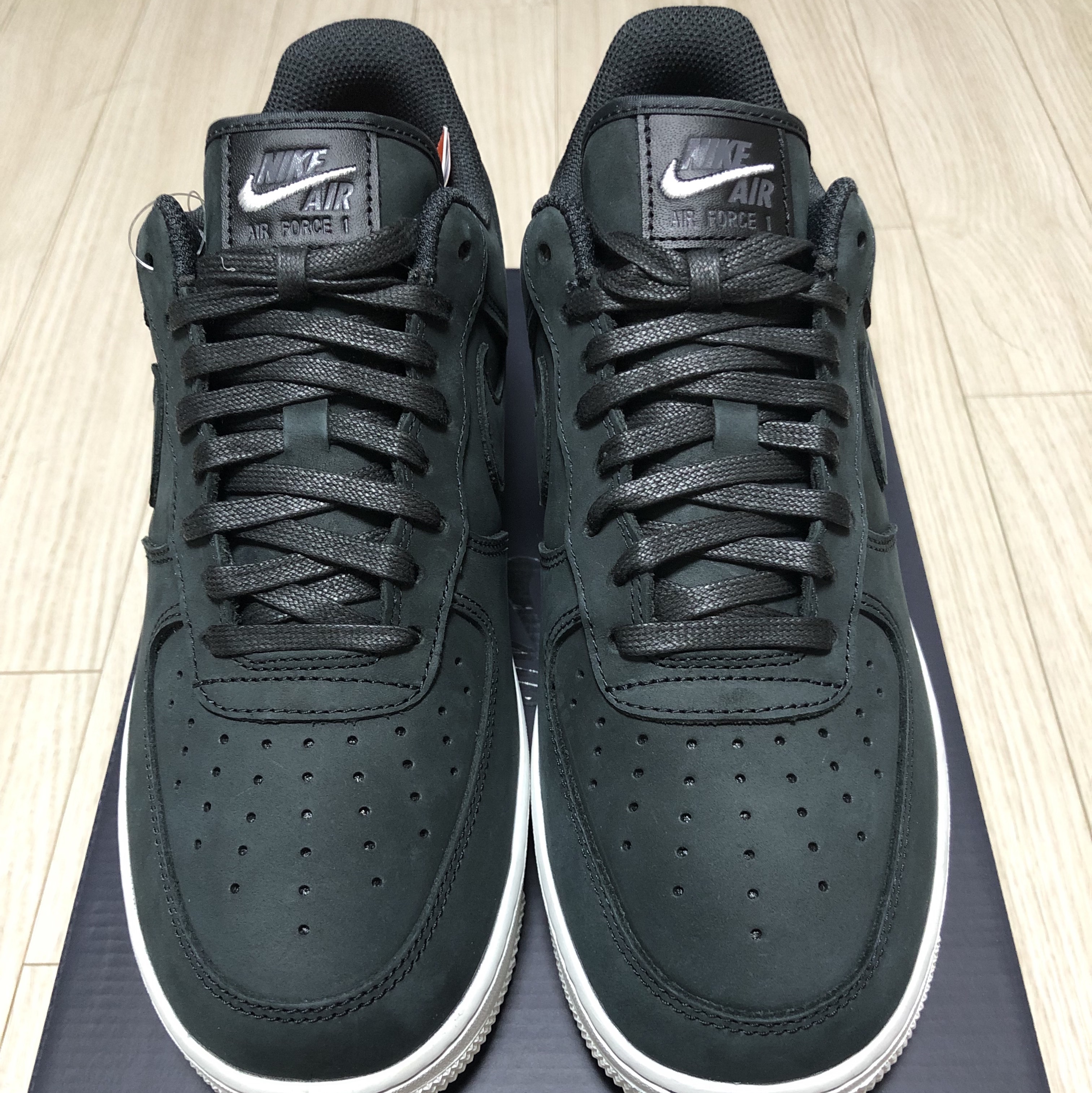 Nike Air Force 1 '07 LX Off Noir 착용 스타일 - 3