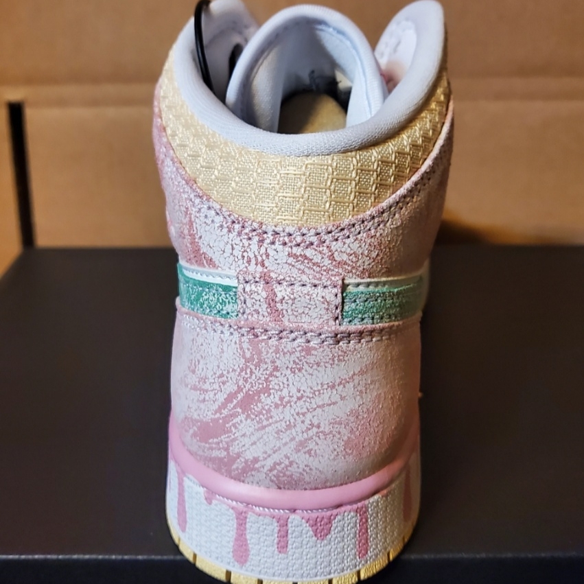(GS) Jordan 1 Mid SE Arctic Punch 착용 스타일 - 2