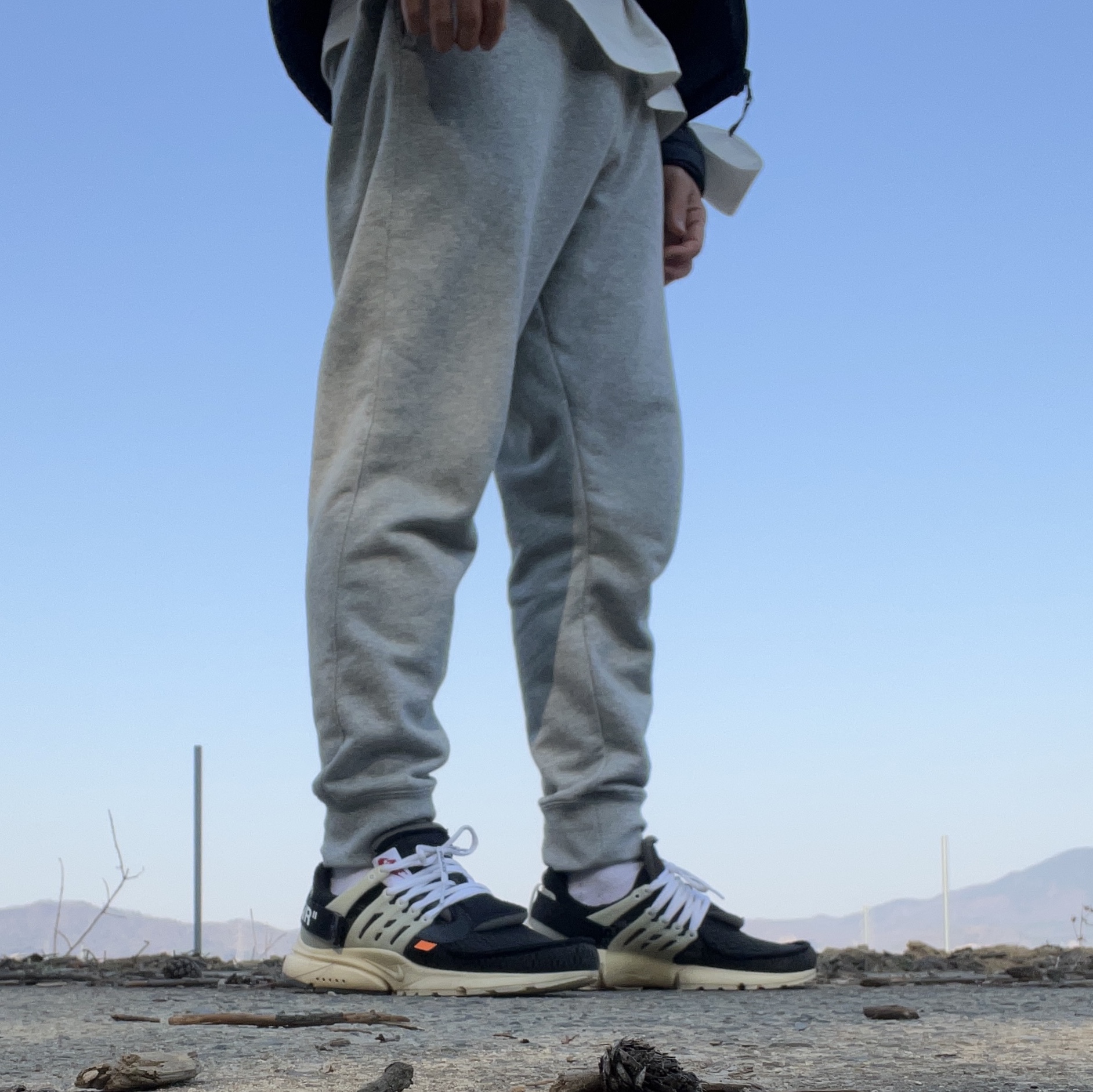 Nike x Off-White Air Presto OG The Ten, Nike NRG Solo Swoosh Fleece Hoodie Black White - US/EU 착용 스타일 - 2
