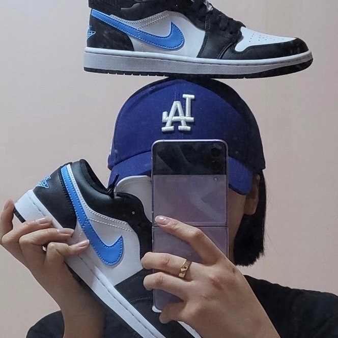 (W) Jordan 1 Low Black University Blue 착용 스타일