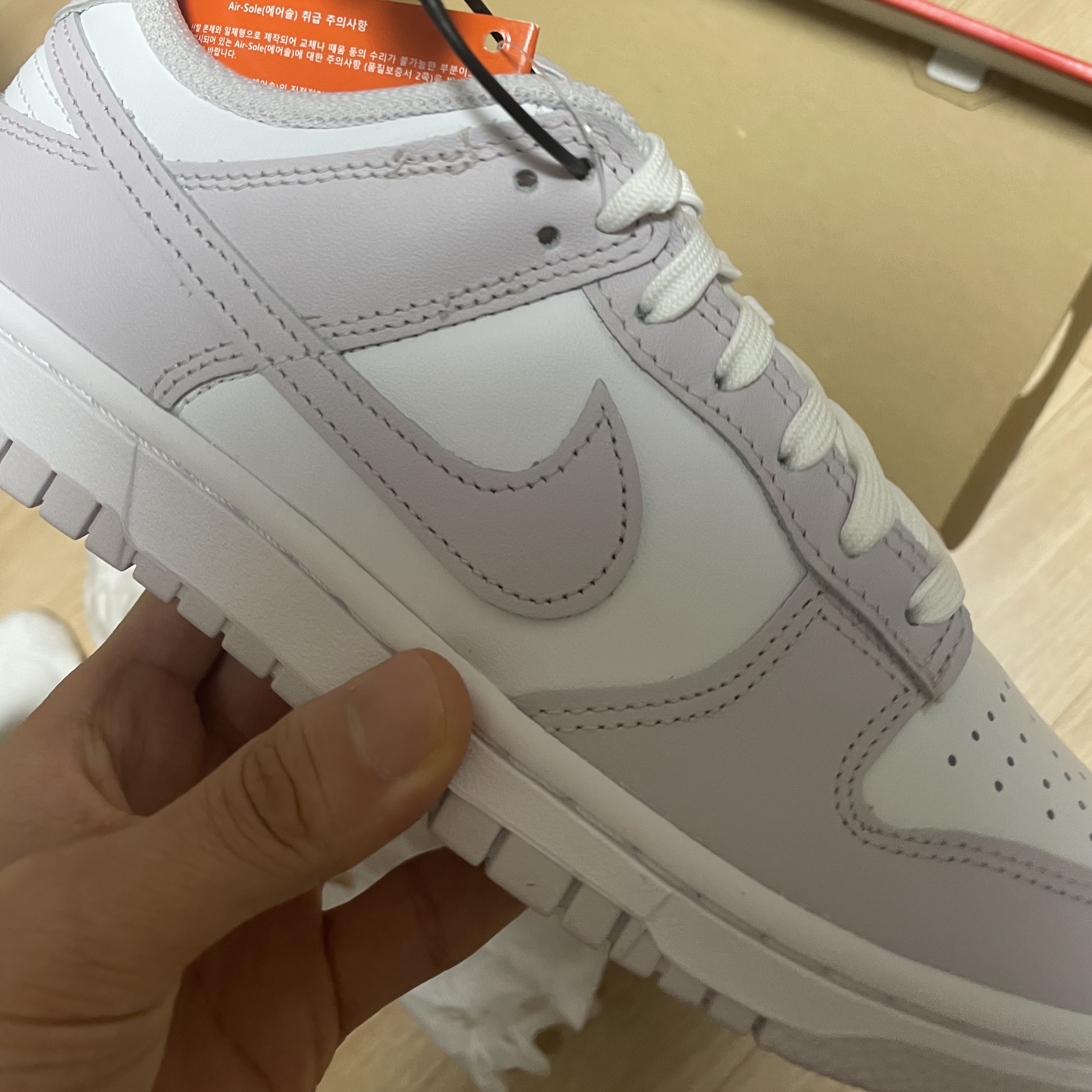 (W) Nike Dunk Low Venice 착용 스타일
