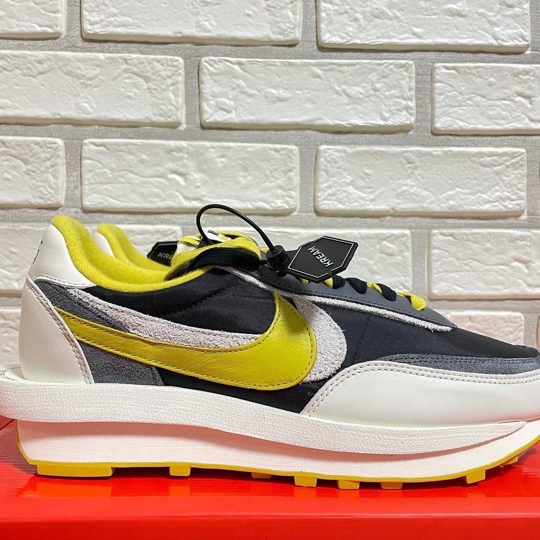 Nike x Sacai x Undercover LDWaffle Black Bright Citron 착용 스타일 - 1