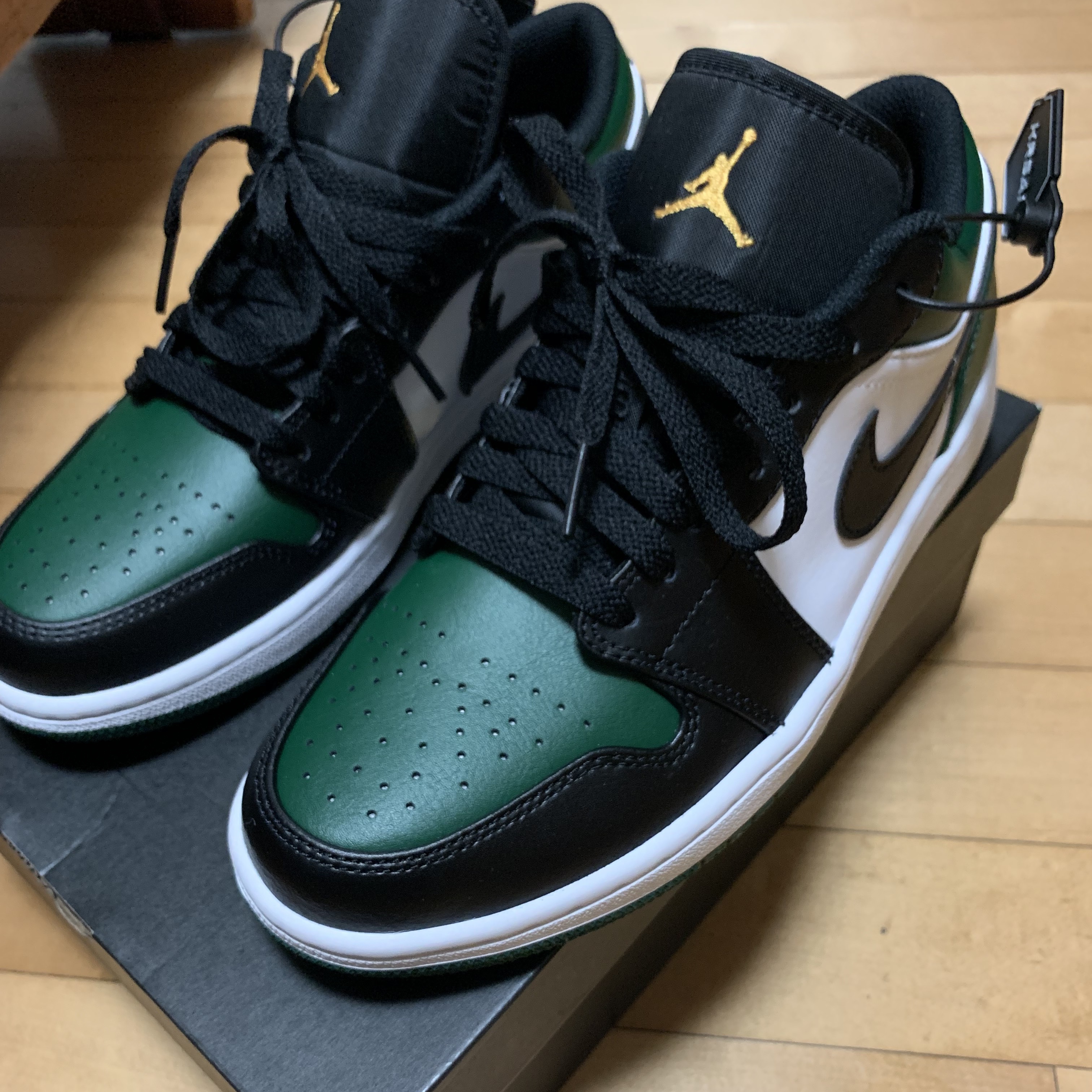Jordan 1 Low Green Toe 착용 스타일