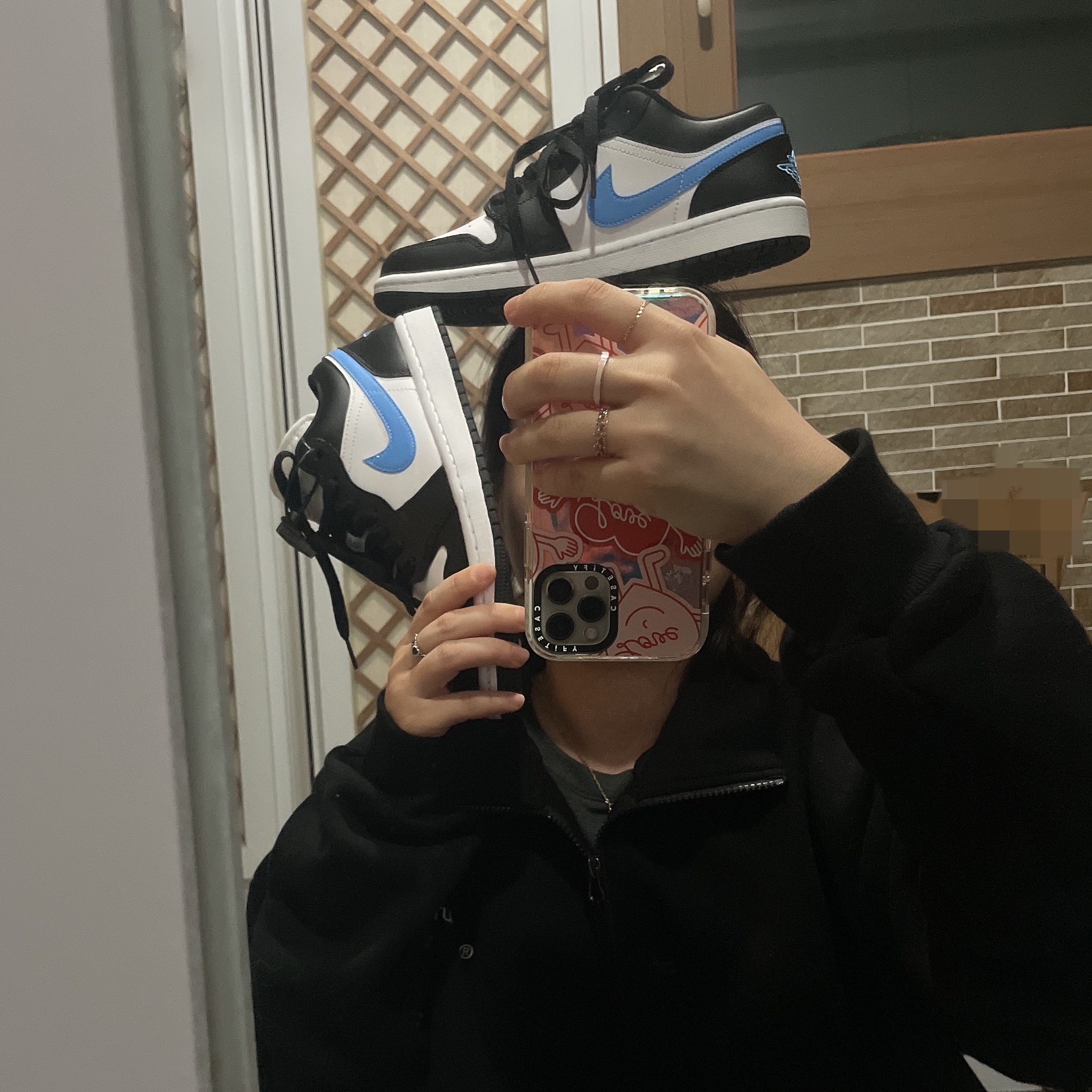 (W) Jordan 1 Low Black University Blue 착용 스타일