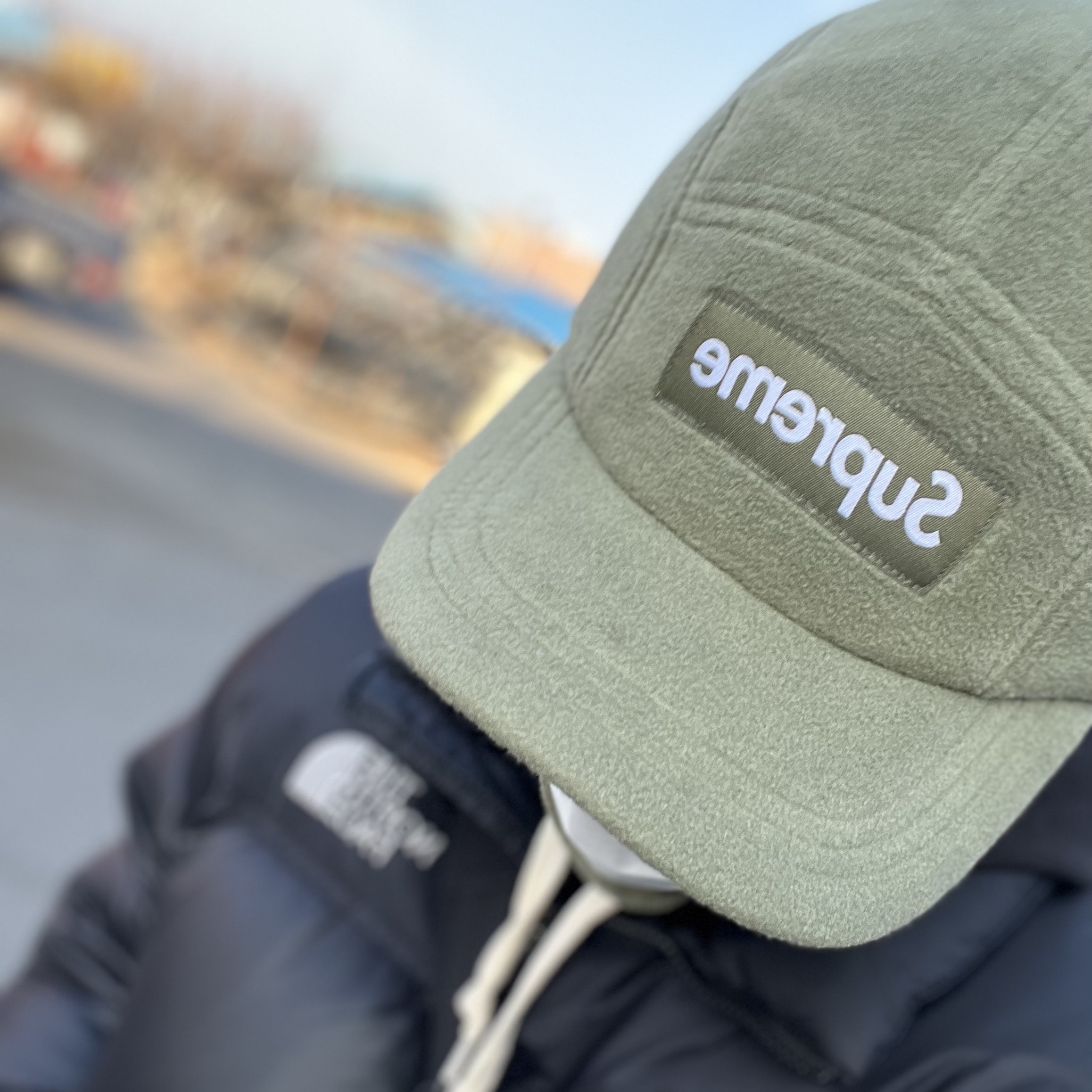 Supreme Polartec Earflap Camp Cap Light Olive - 21FW 착용 스타일
