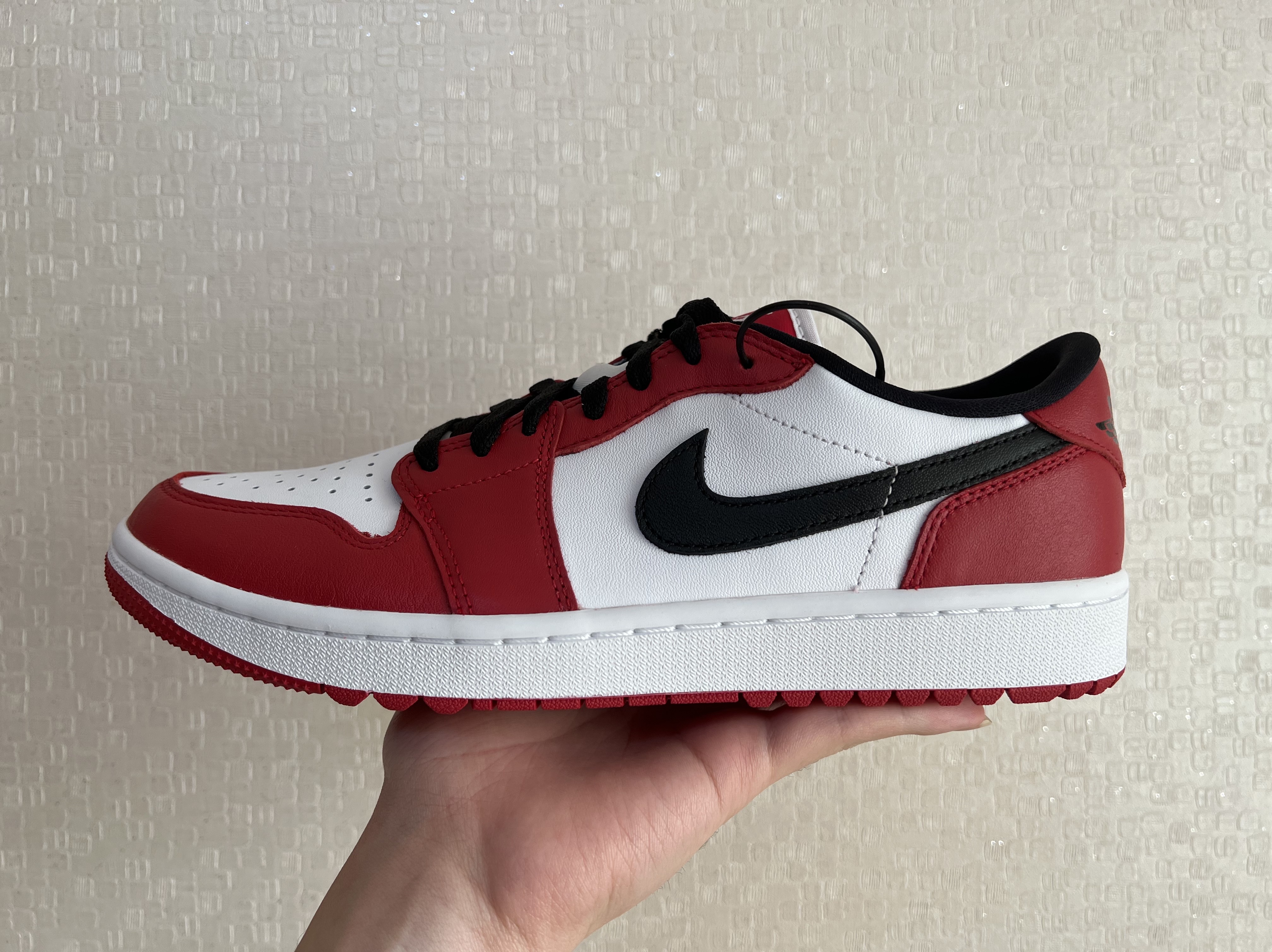 Jordan 1 Low Golf Chicago 착용 스타일