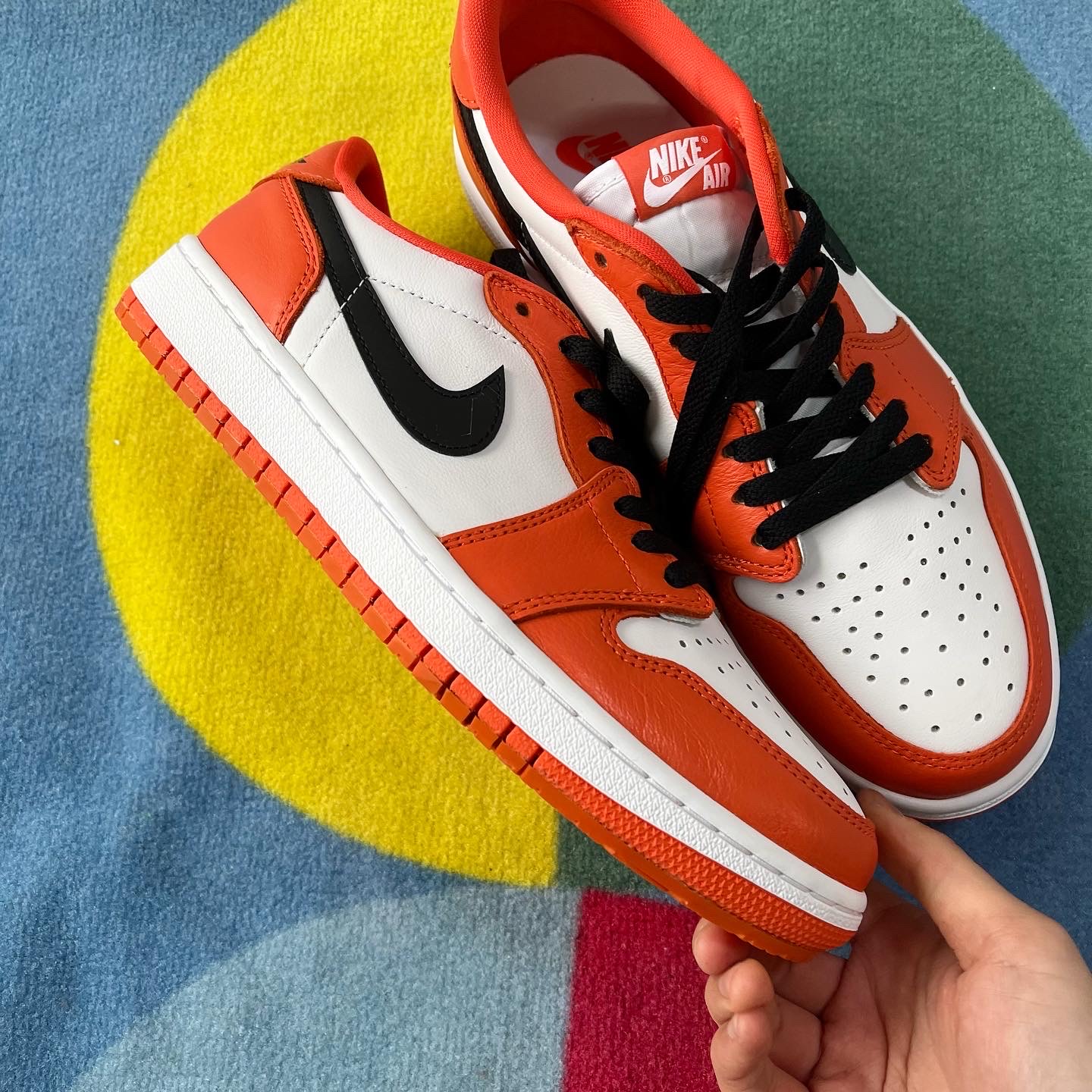 Jordan 1 Low OG Starfish 착용 스타일 - 3