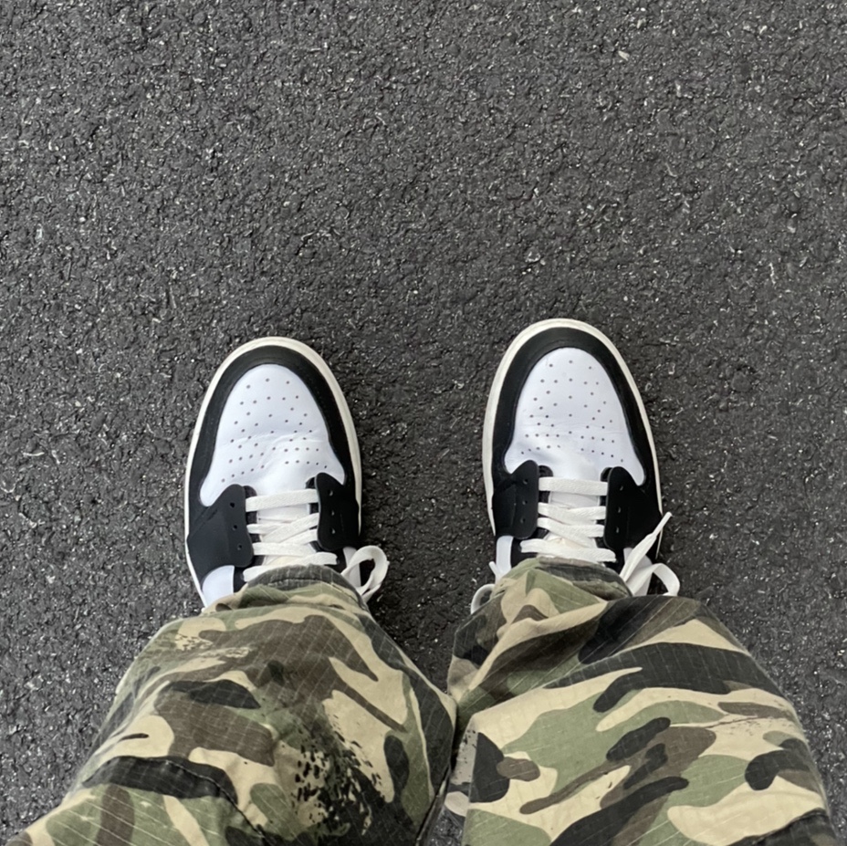 Nike Dunk Low Retro Medium Grey 착용 스타일 - 2