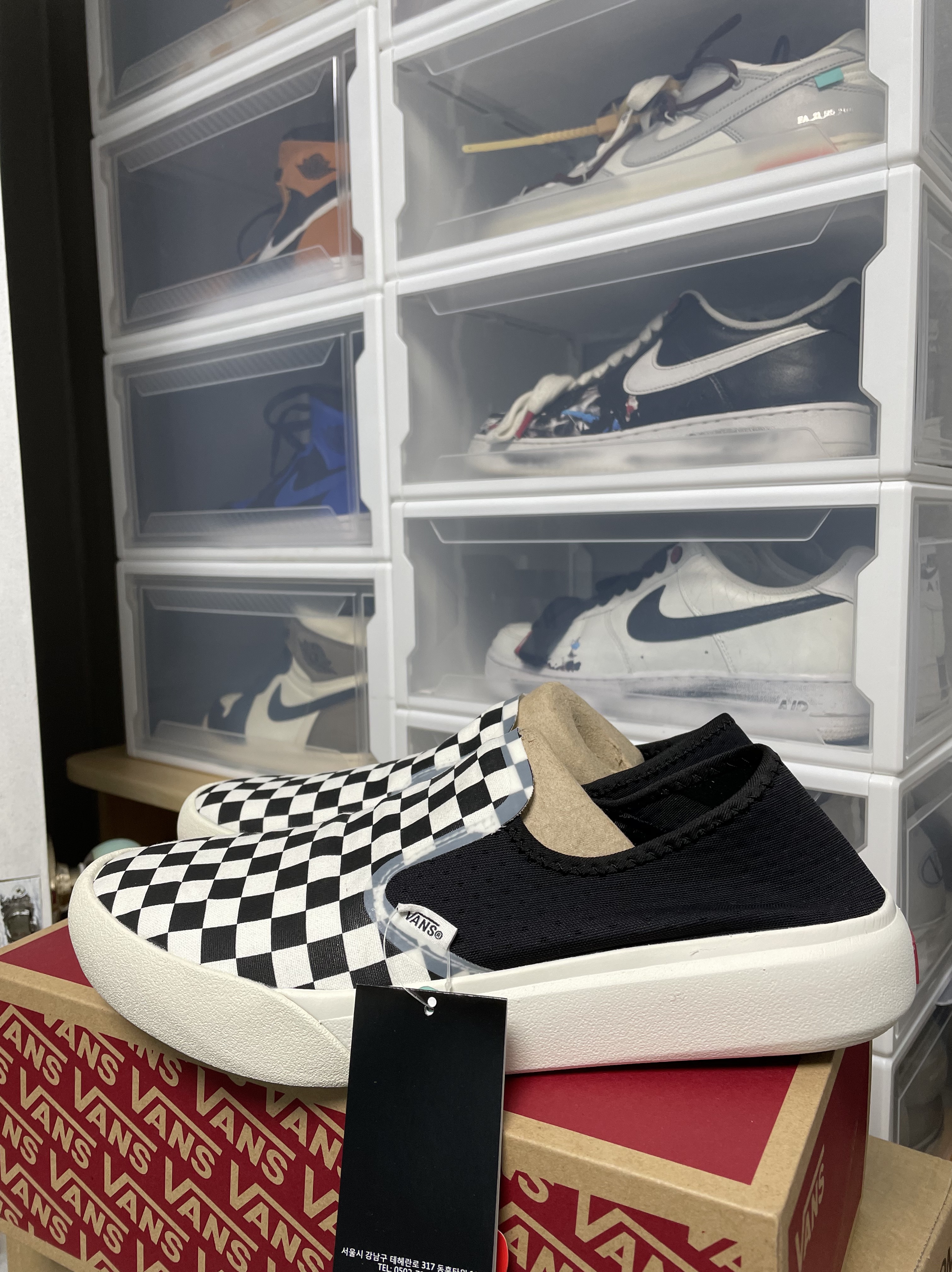 Vans Checkerboard Comfycush One Black 착용 스타일